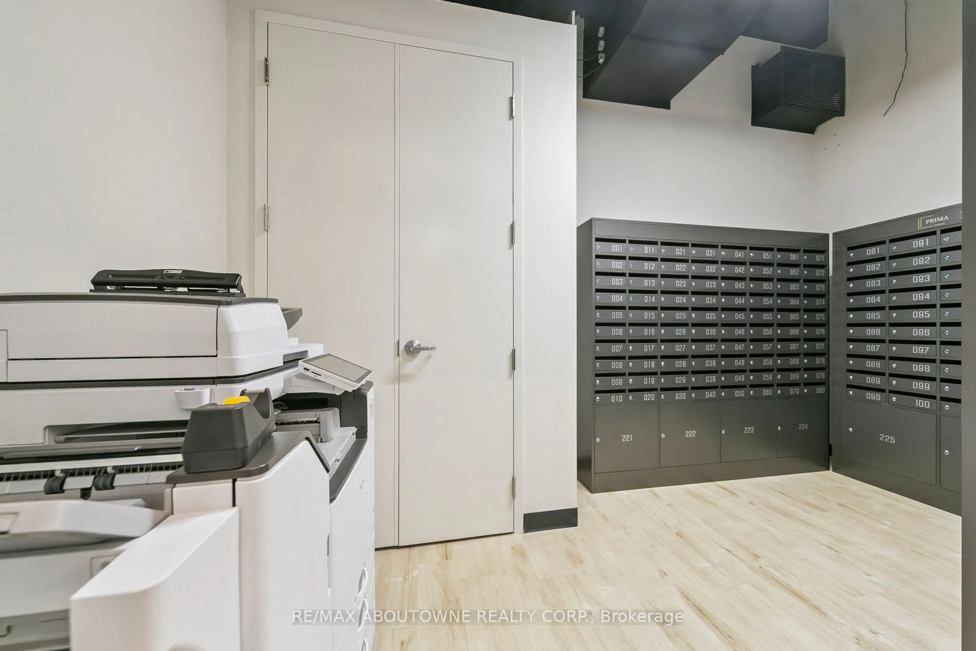 320 Matheson Boulevard W, #211-2