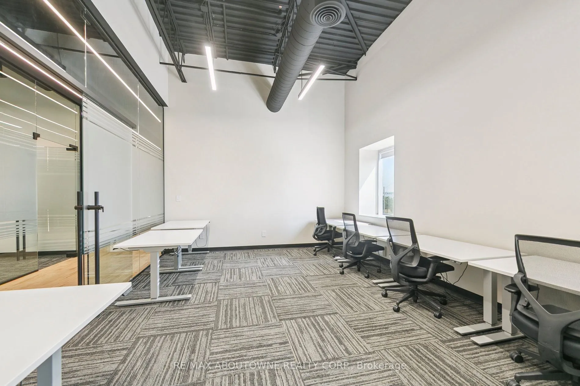 320 Matheson Boulevard W, #211-2