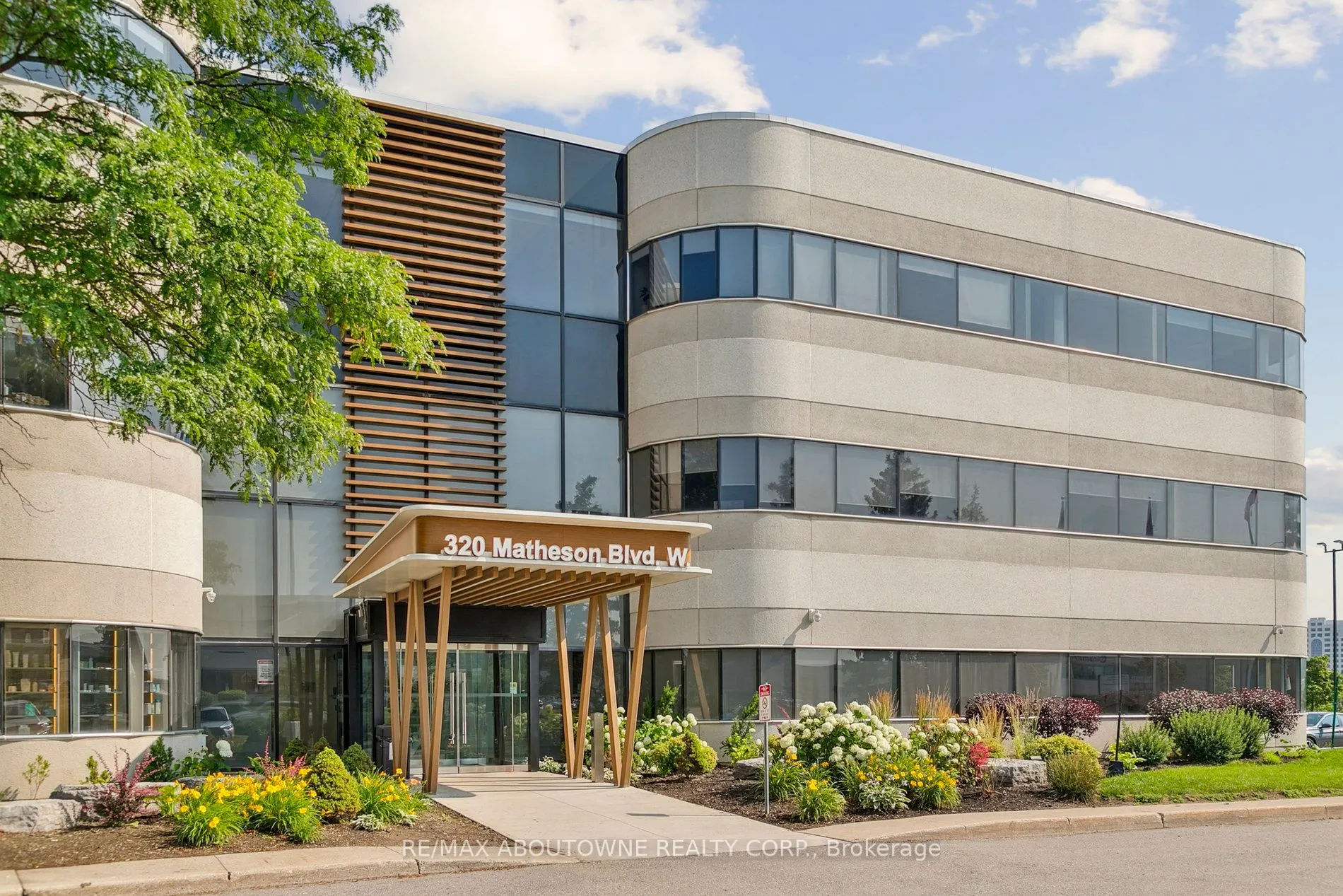 320 Matheson Boulevard W, #211-2