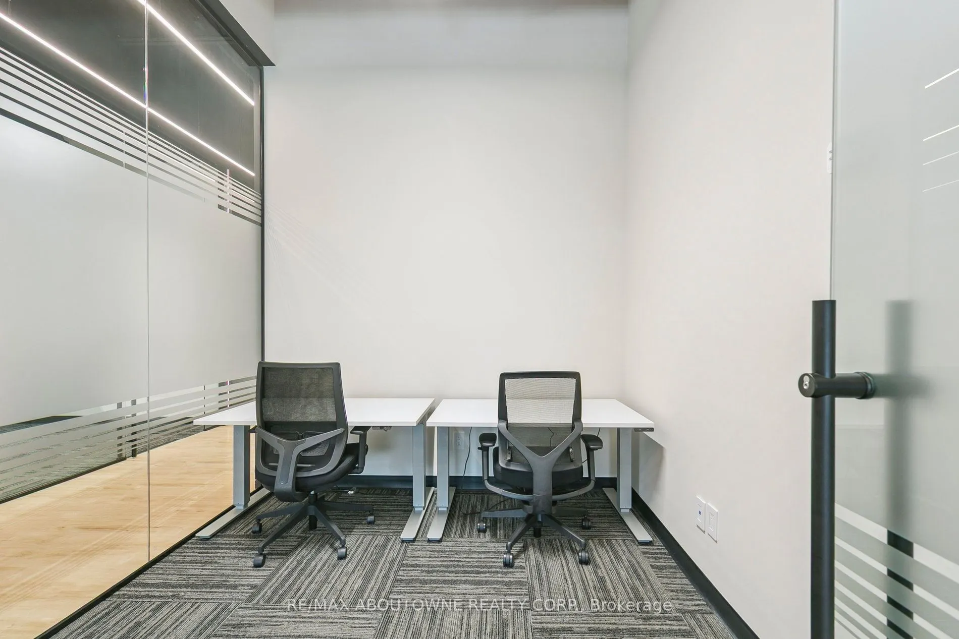 320 Matheson Boulevard W, #211-3