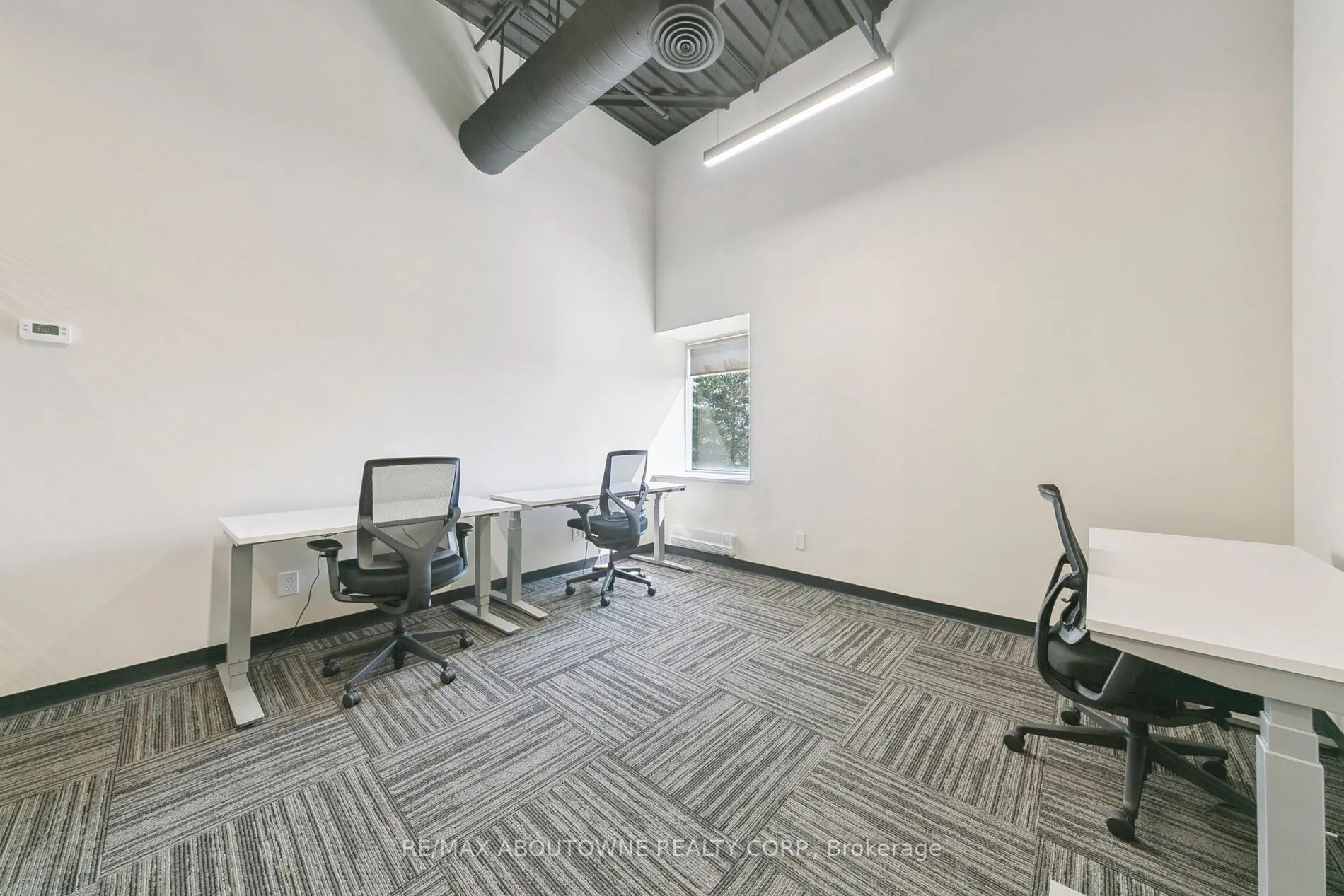 320 Matheson Boulevard W, #211-4