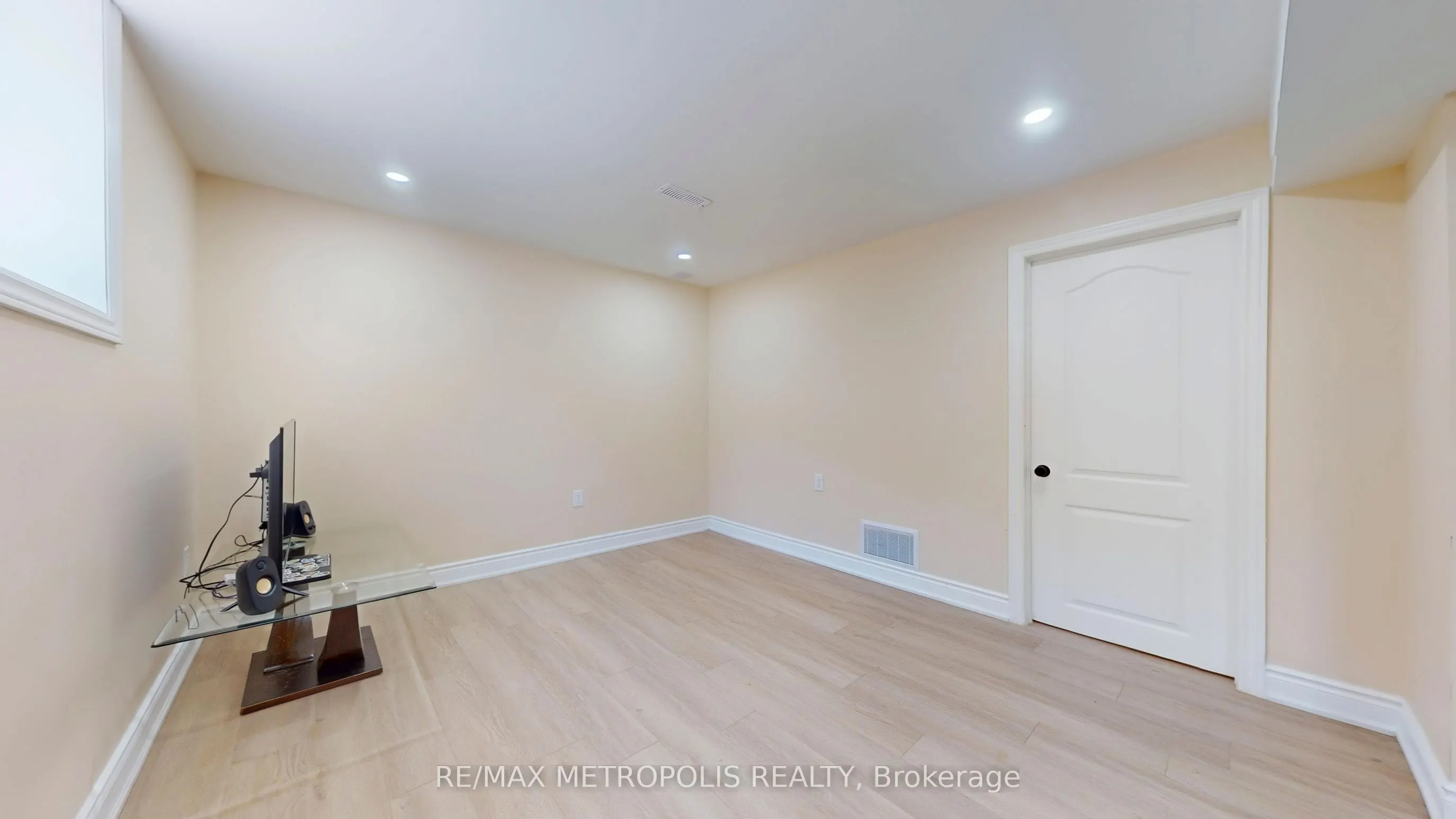 7087 Landen Court