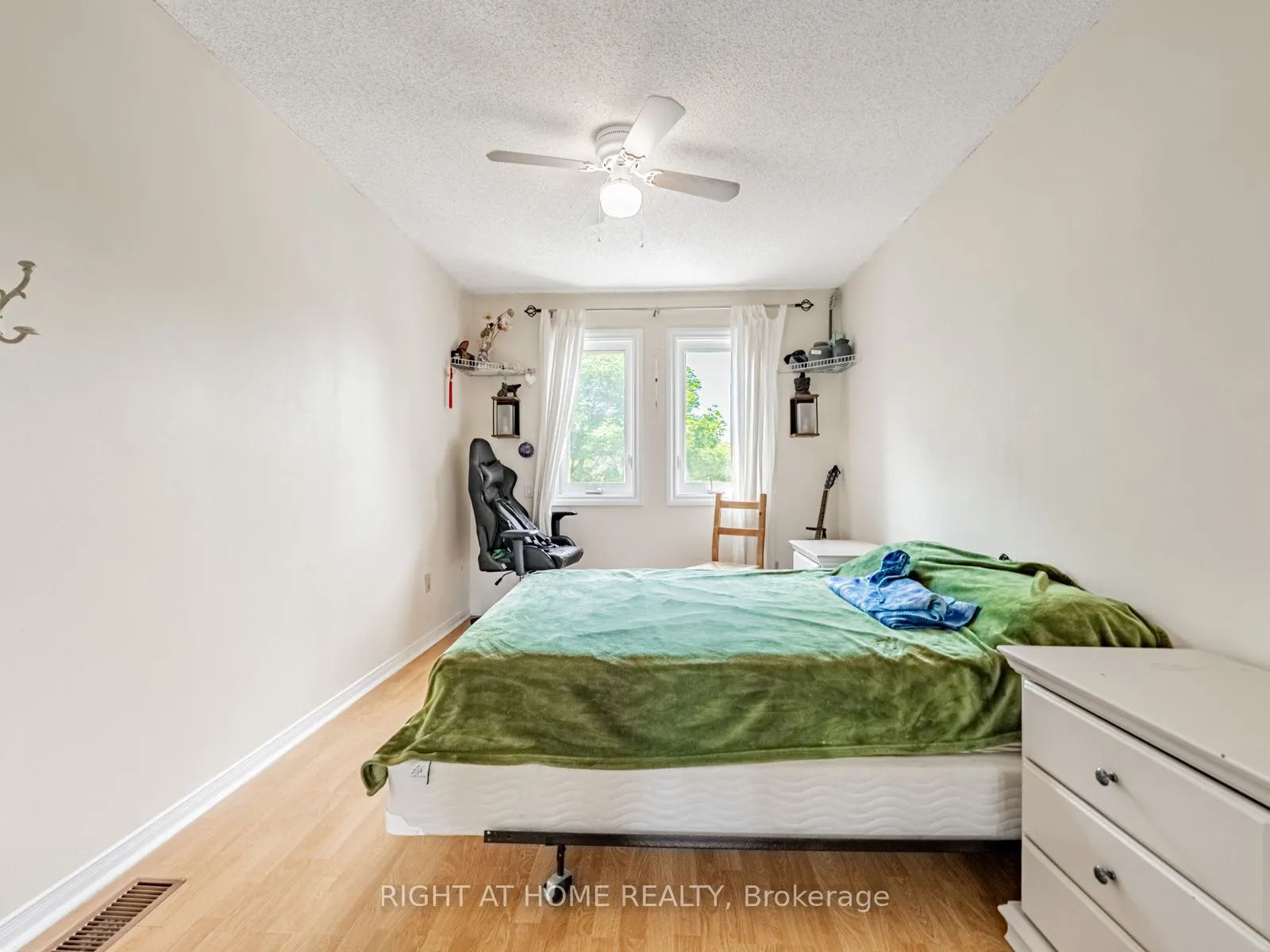 1129 Beechnut Road