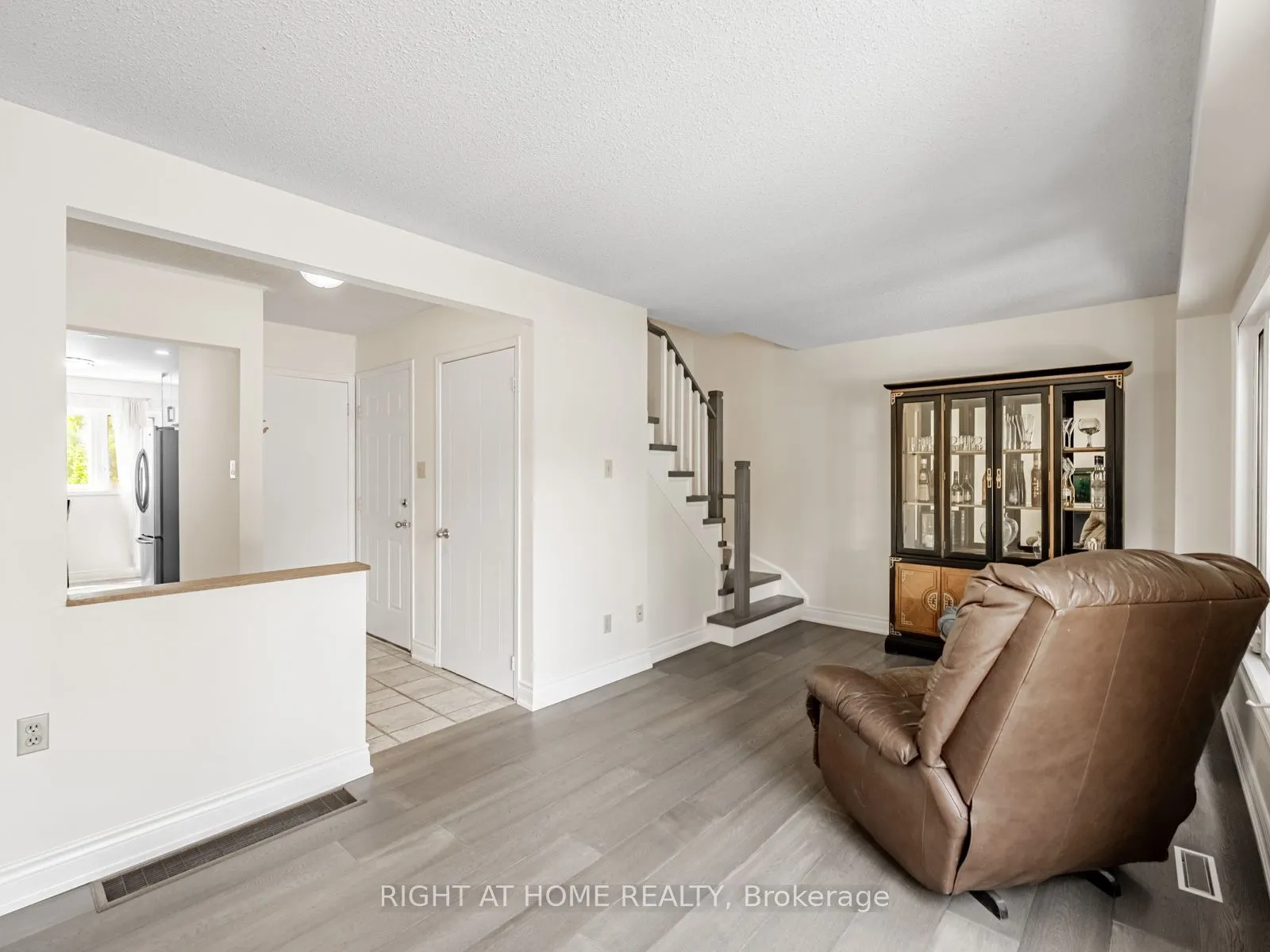 1129 Beechnut Road