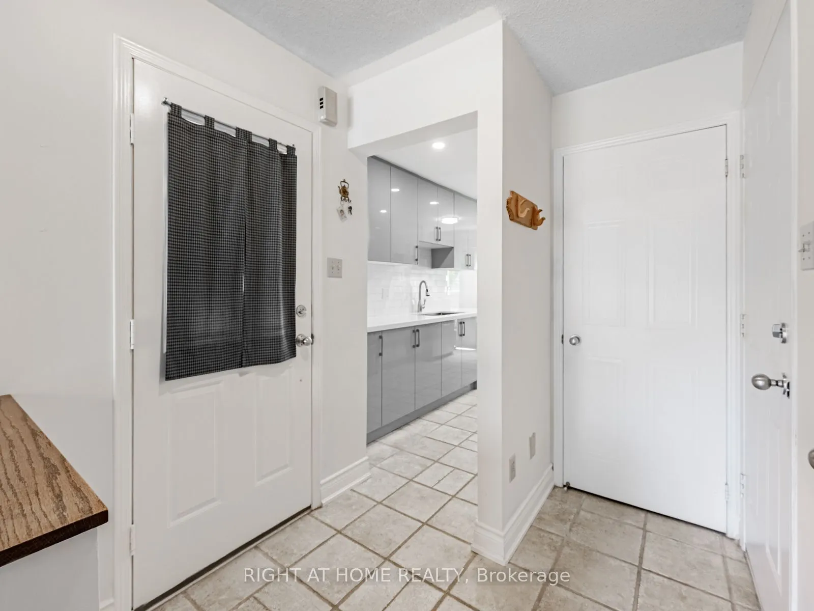 1129 Beechnut Road