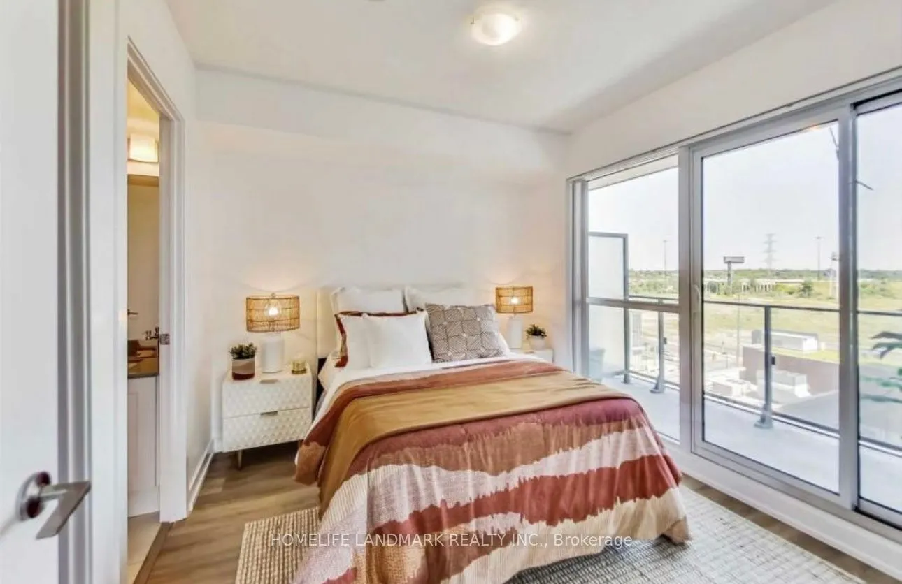 2220 Lake Shore Boulevard W, #907
