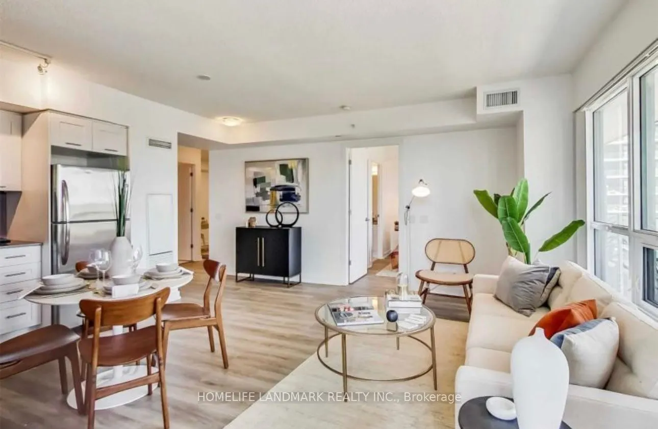 2220 Lake Shore Boulevard W, #907