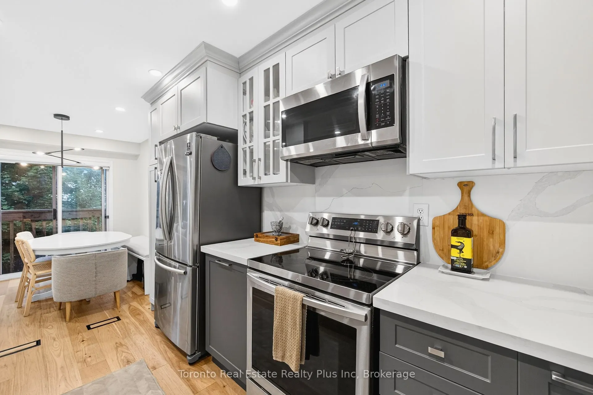 2945 Thomas Street, #119