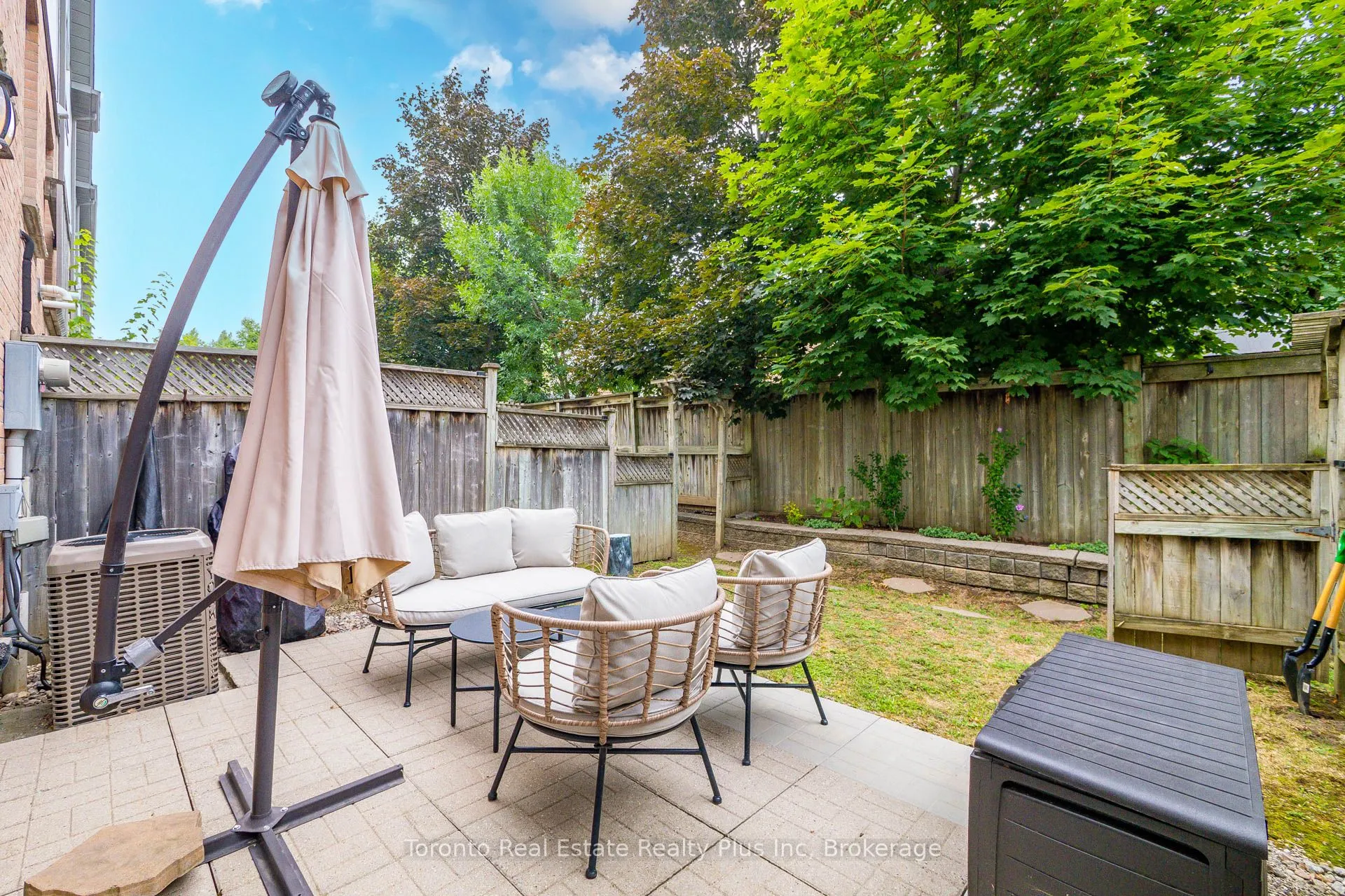 2945 Thomas Street, #119