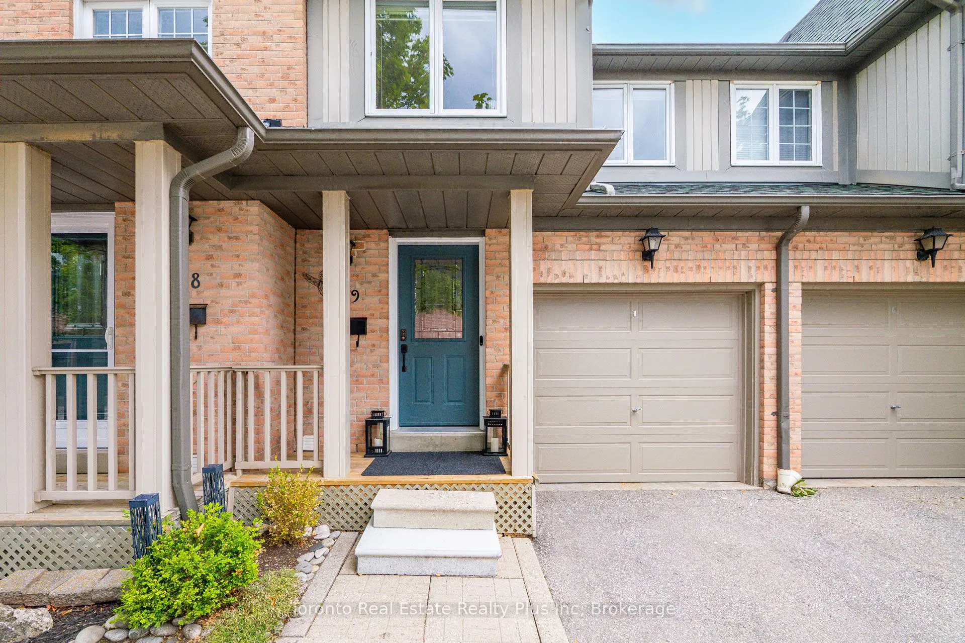 2945 Thomas Street, #119