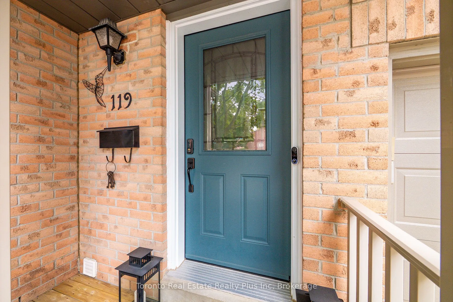 2945 Thomas Street, #119