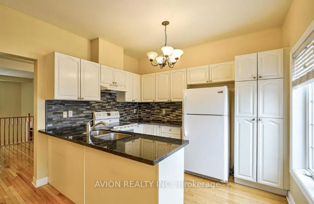 3532 Eglinton Avenue W