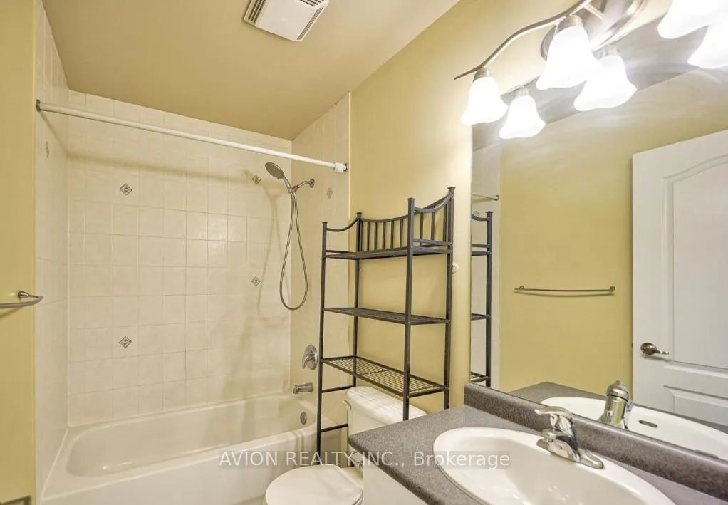 3532 Eglinton Avenue W