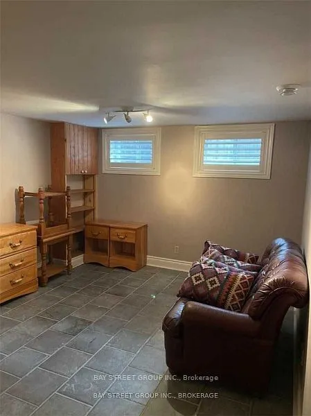 1523 Duncan Road