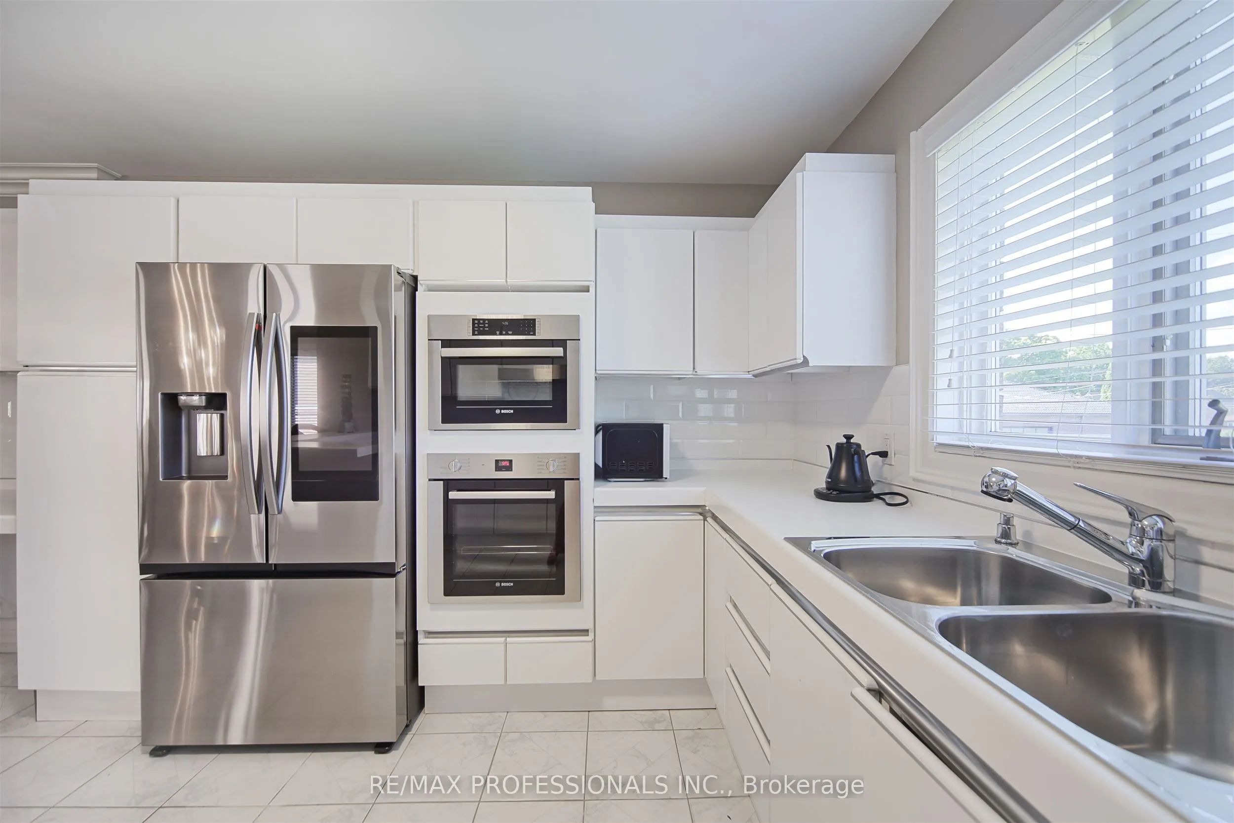 33 Redberry Parkway