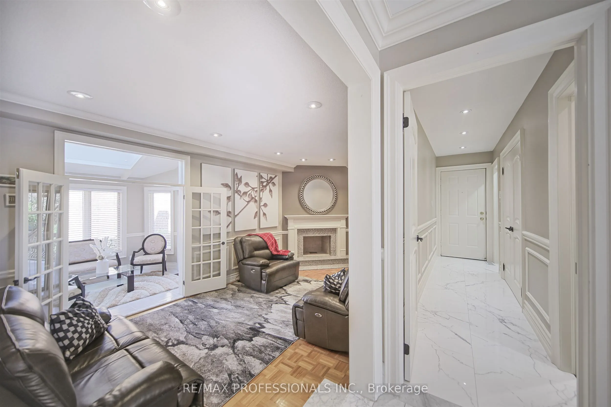 33 Redberry Parkway