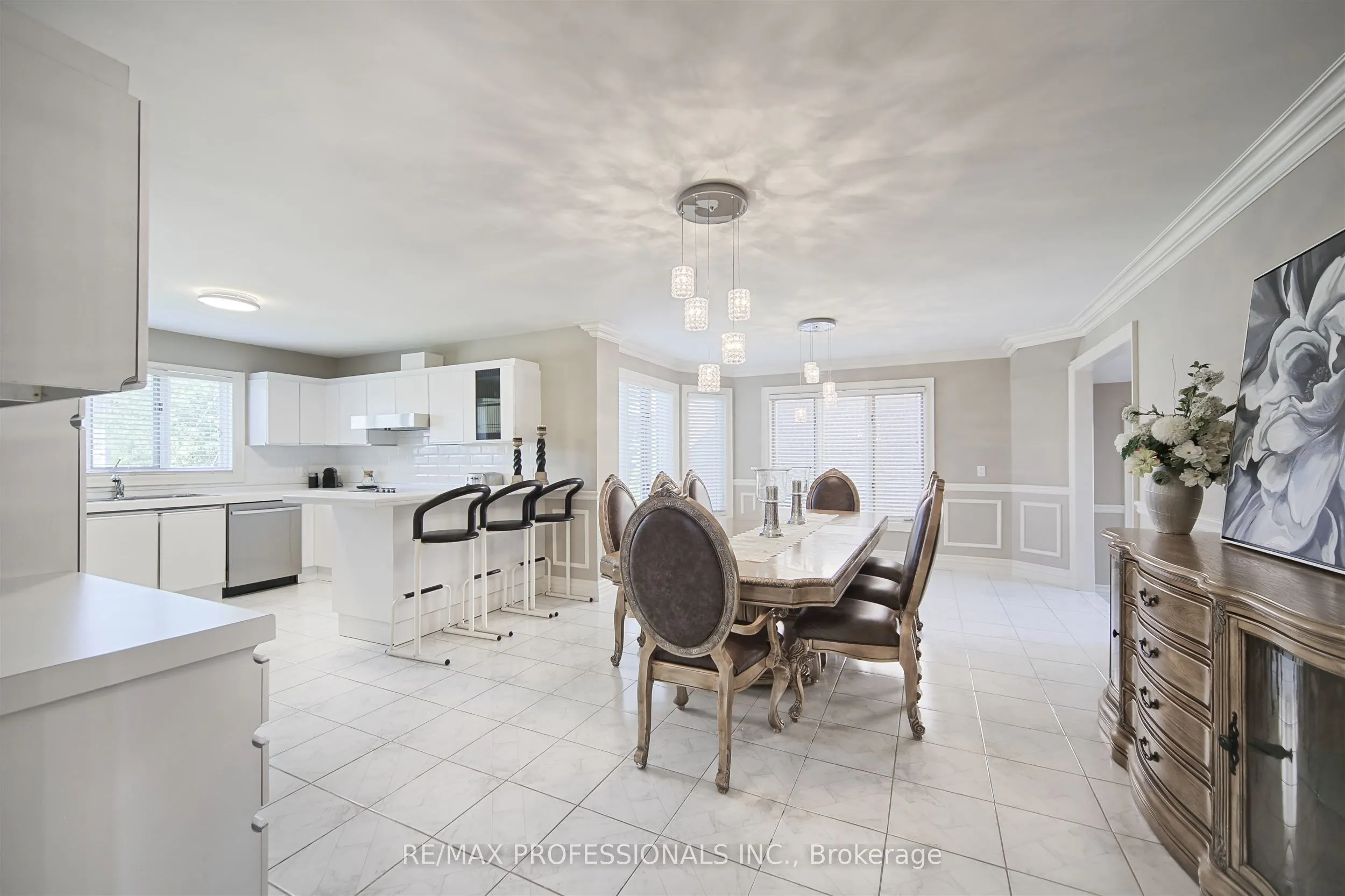 33 Redberry Parkway