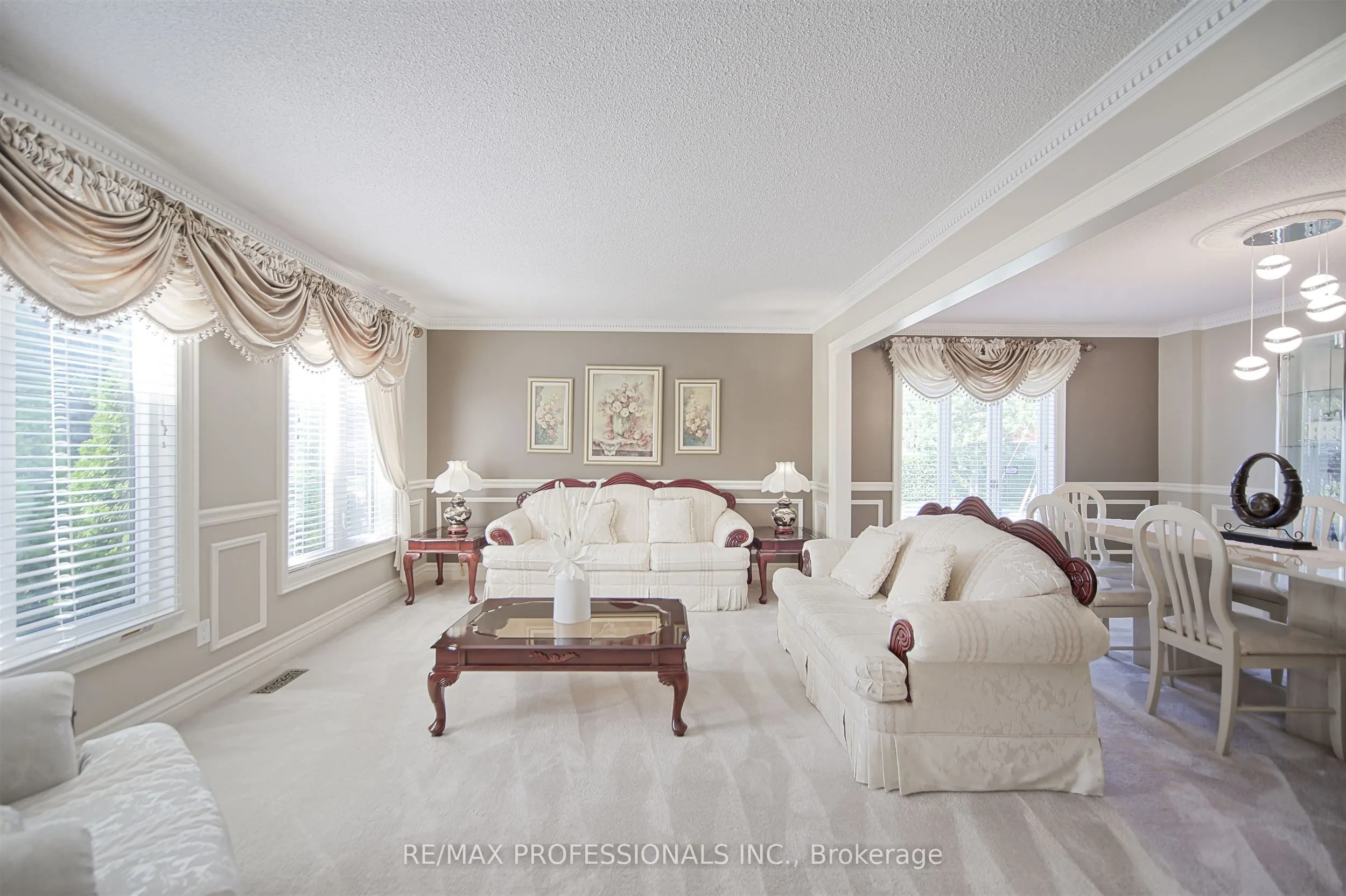 33 Redberry Parkway