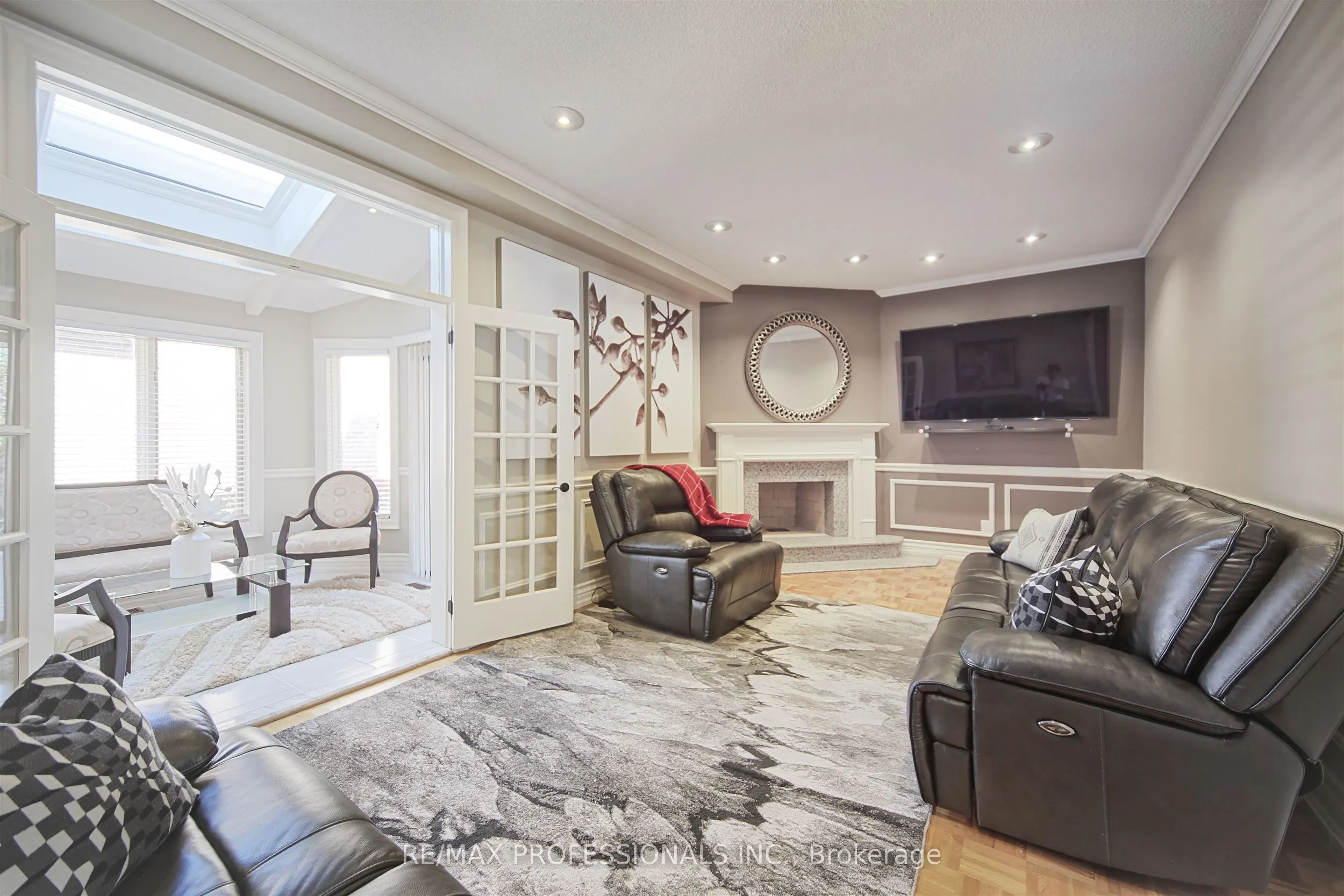 33 Redberry Parkway