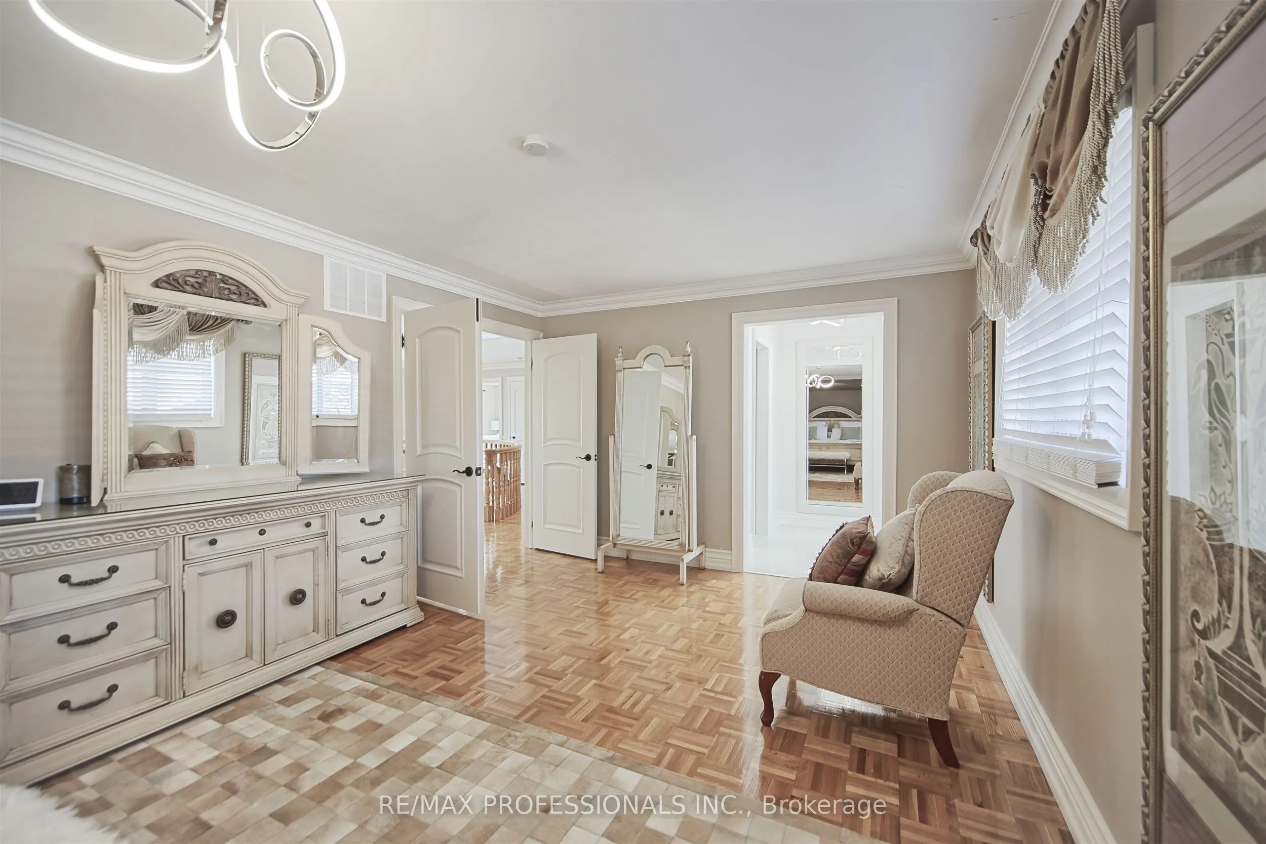 33 Redberry Parkway