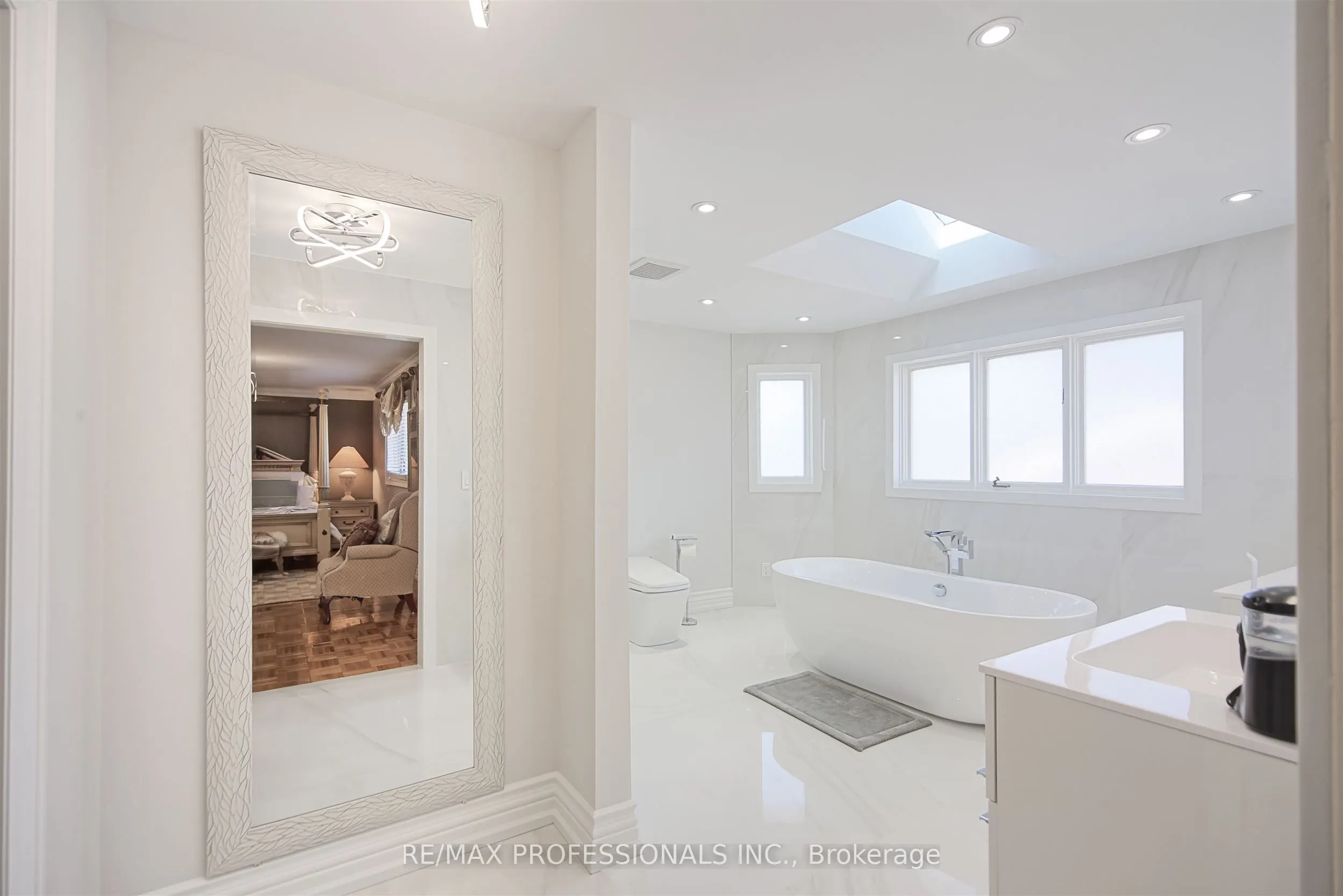 33 Redberry Parkway