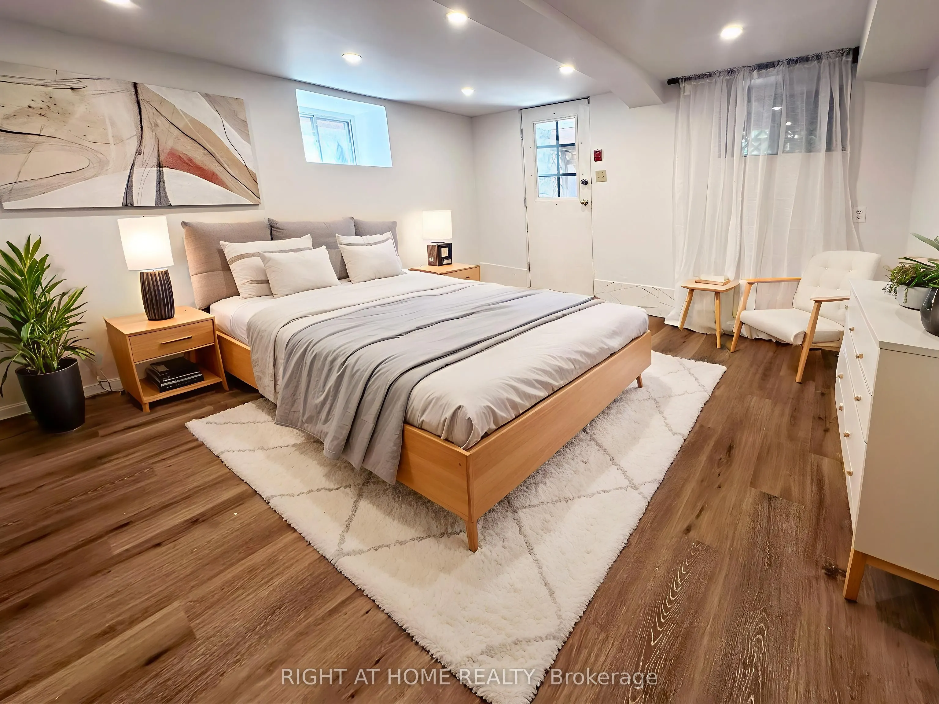 80 Gothic Avenue, #Main+LL