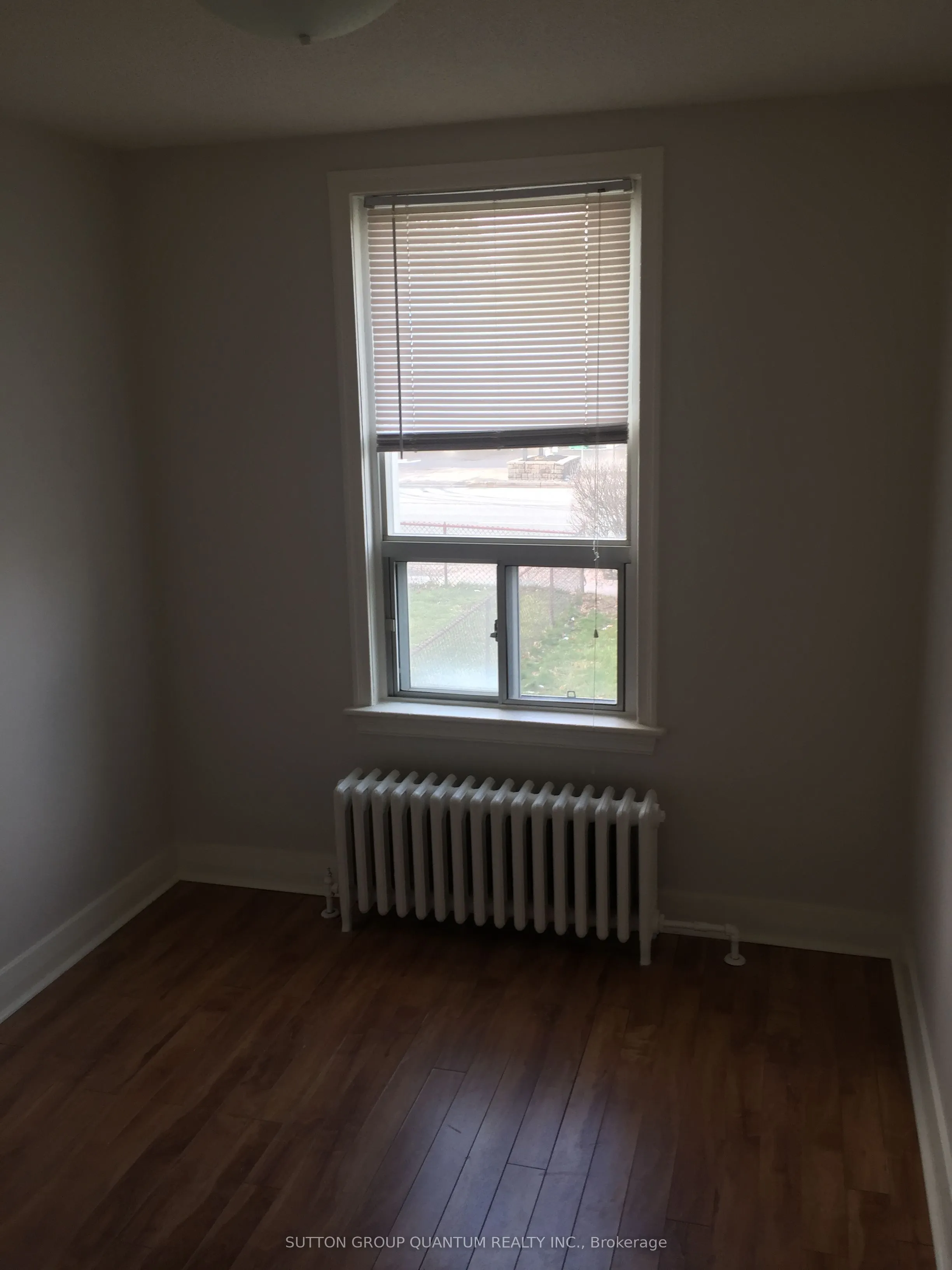 339 Lakeshore Road E, #3
