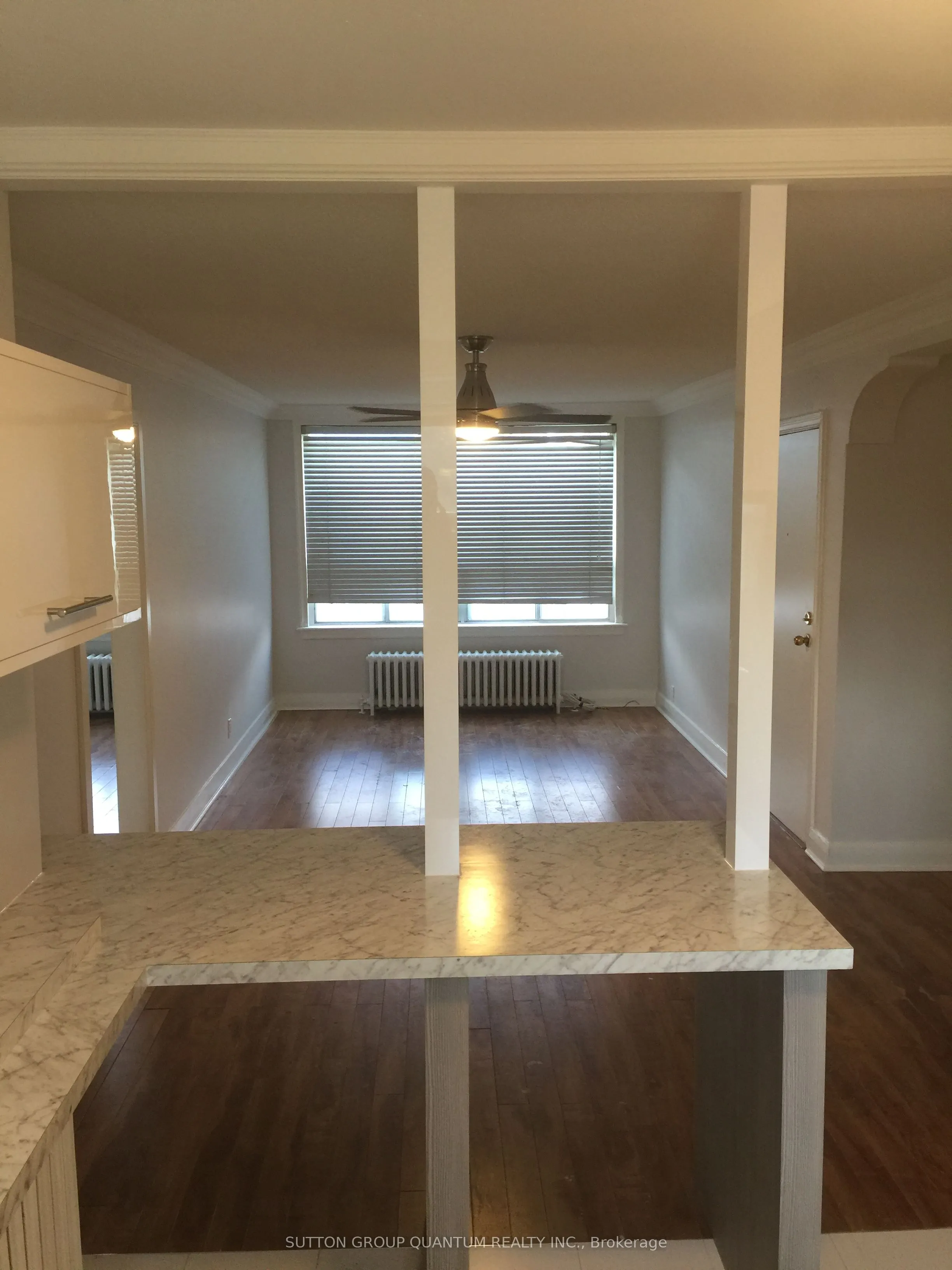 339 Lakeshore Road E, #3