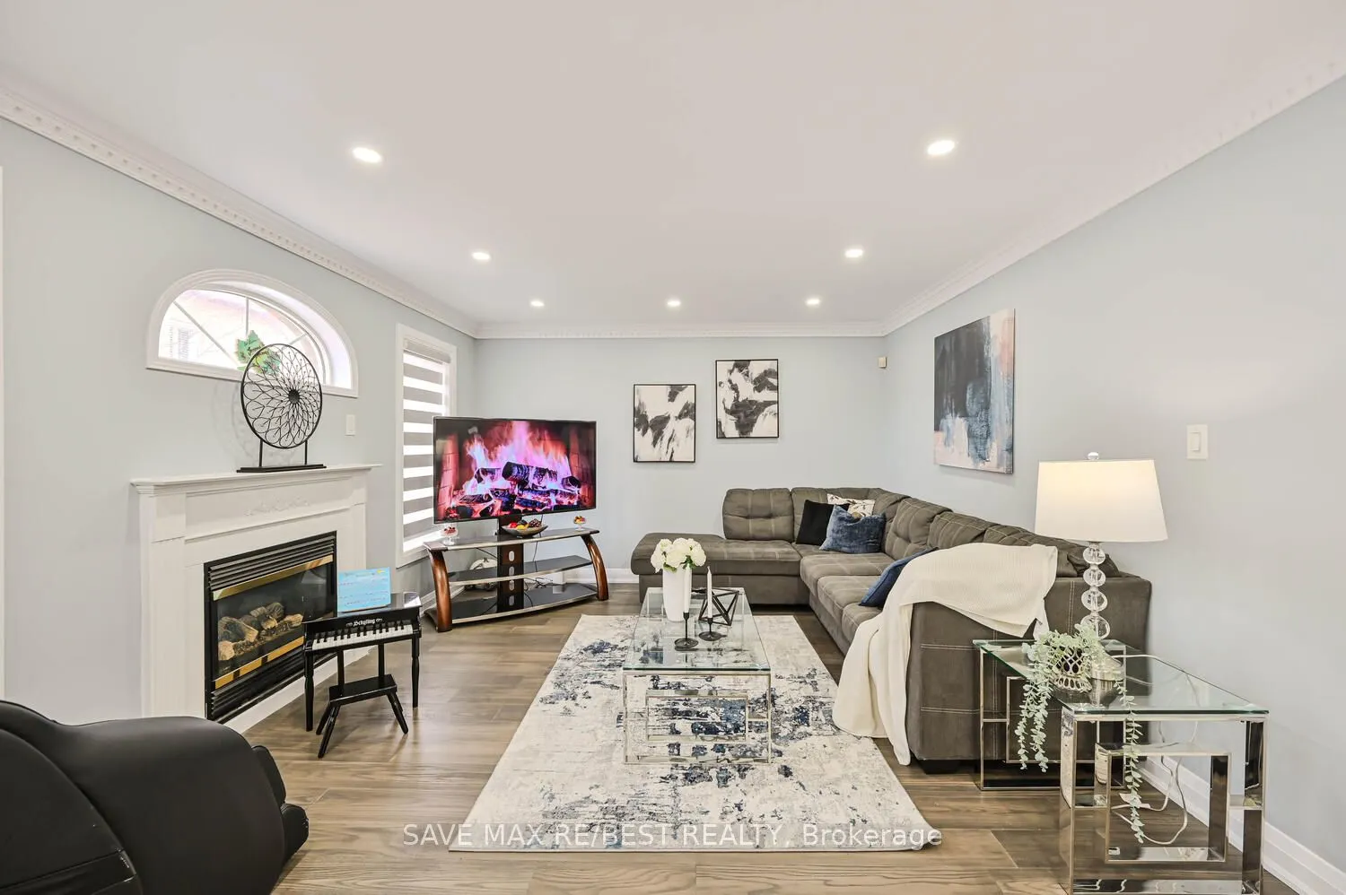 29 Baccarat Crescent