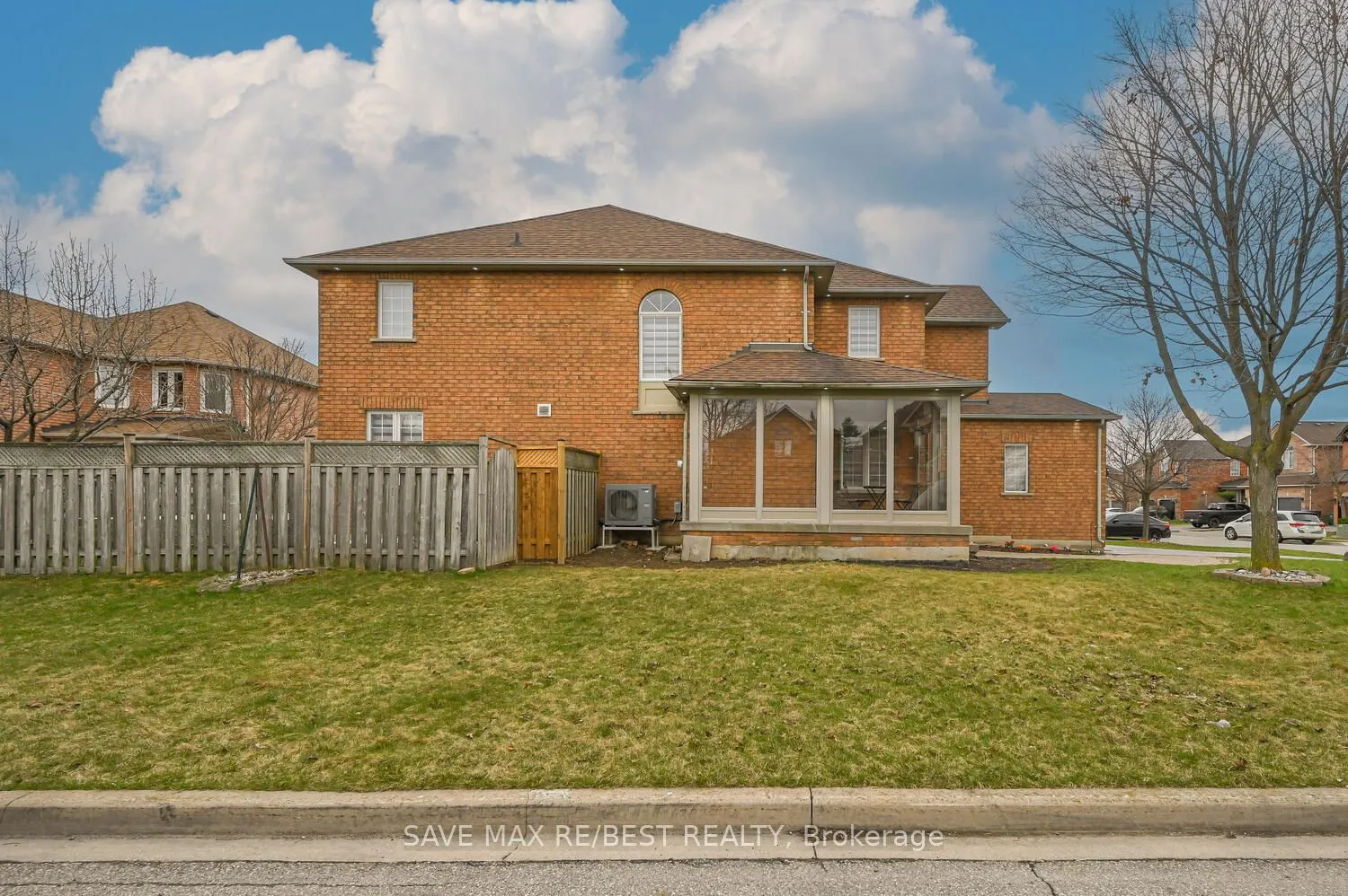 29 Baccarat Crescent