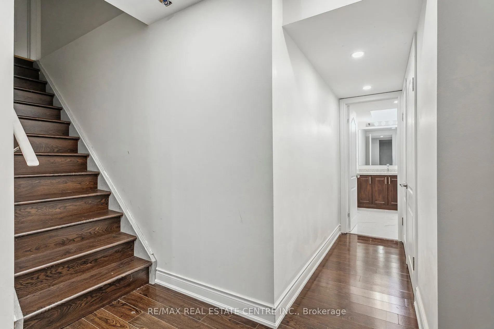 495 Mockridge Terrace