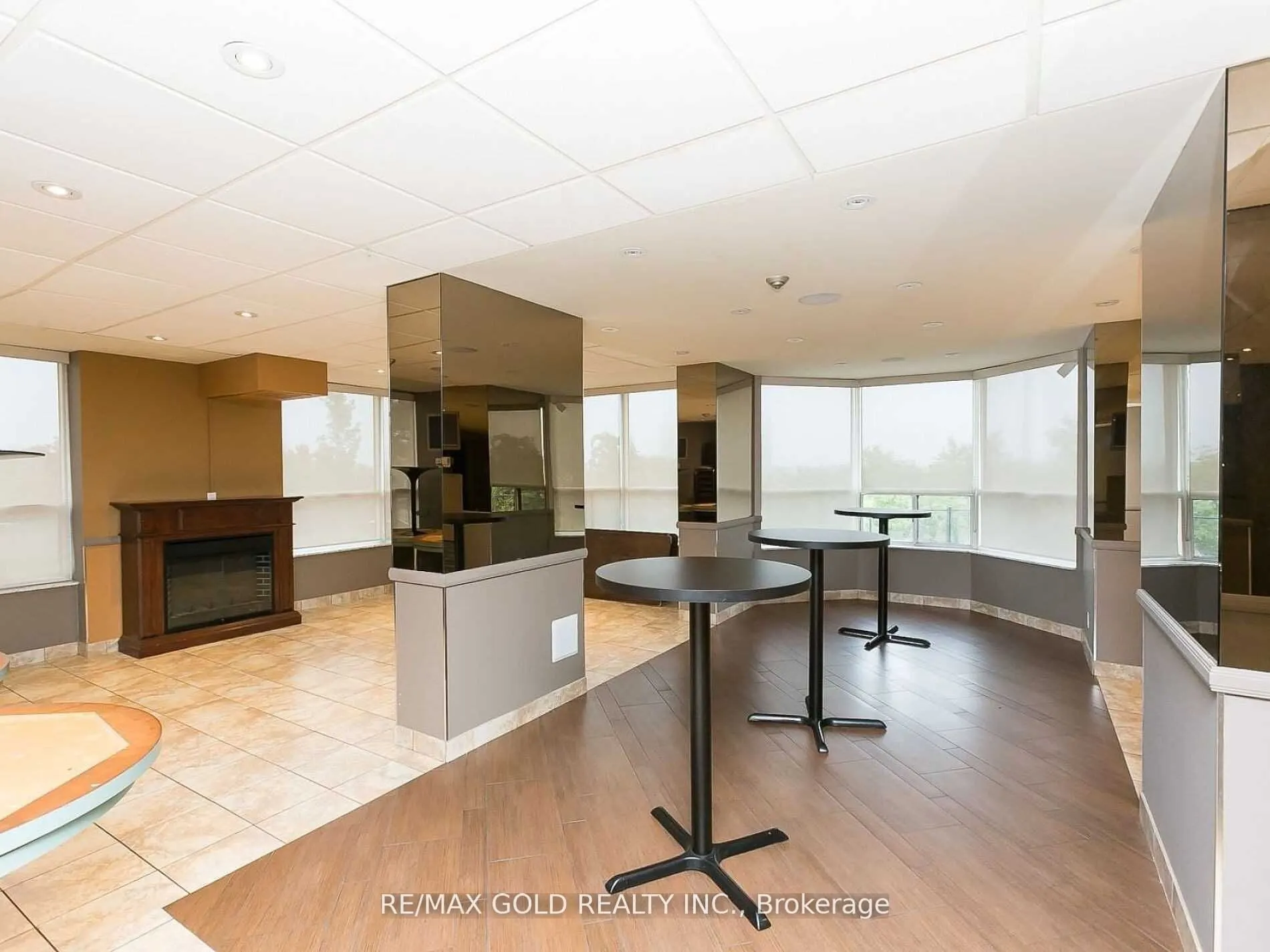 6 Humberline Drive N, #207