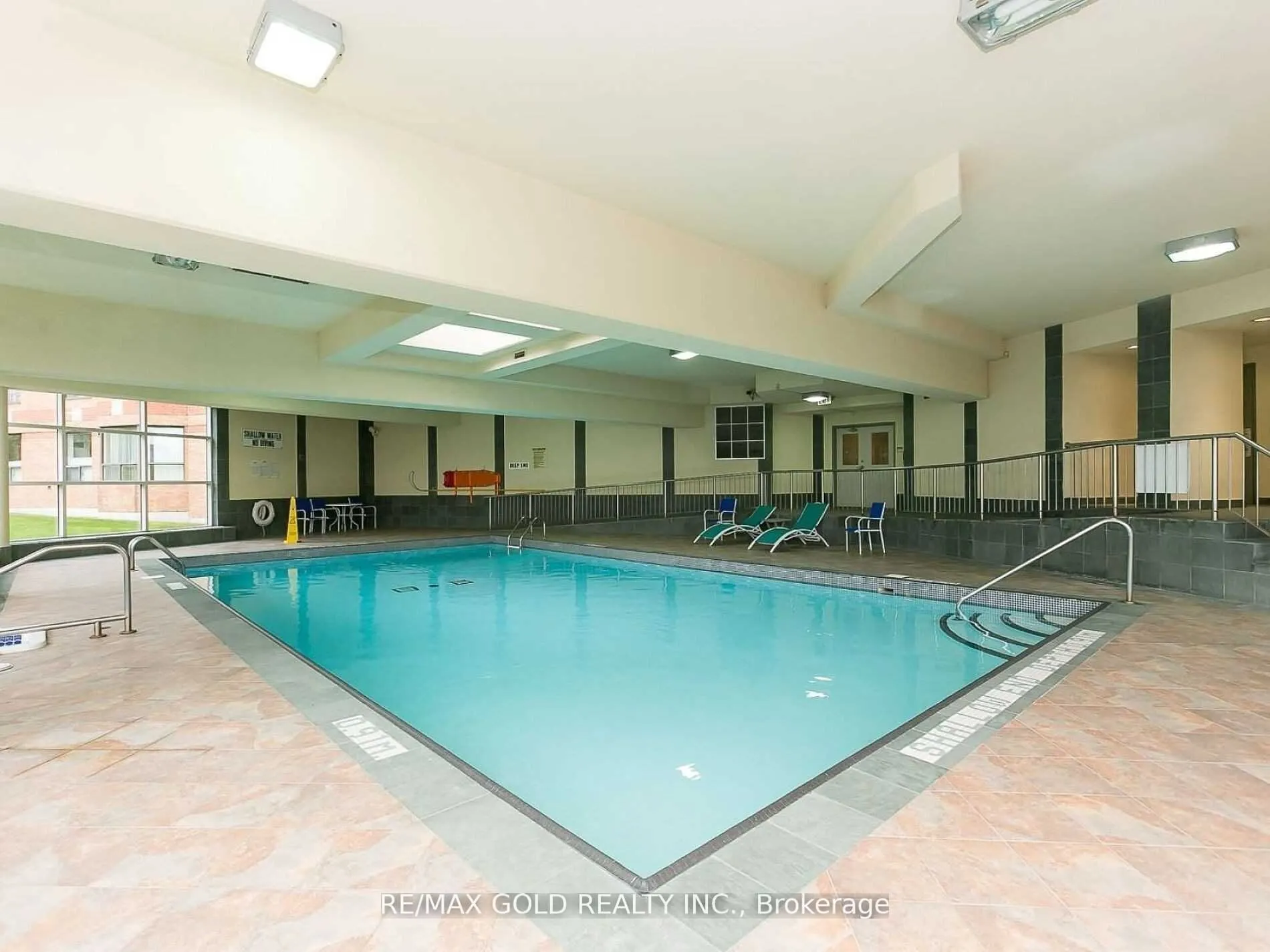 6 Humberline Drive N, #207