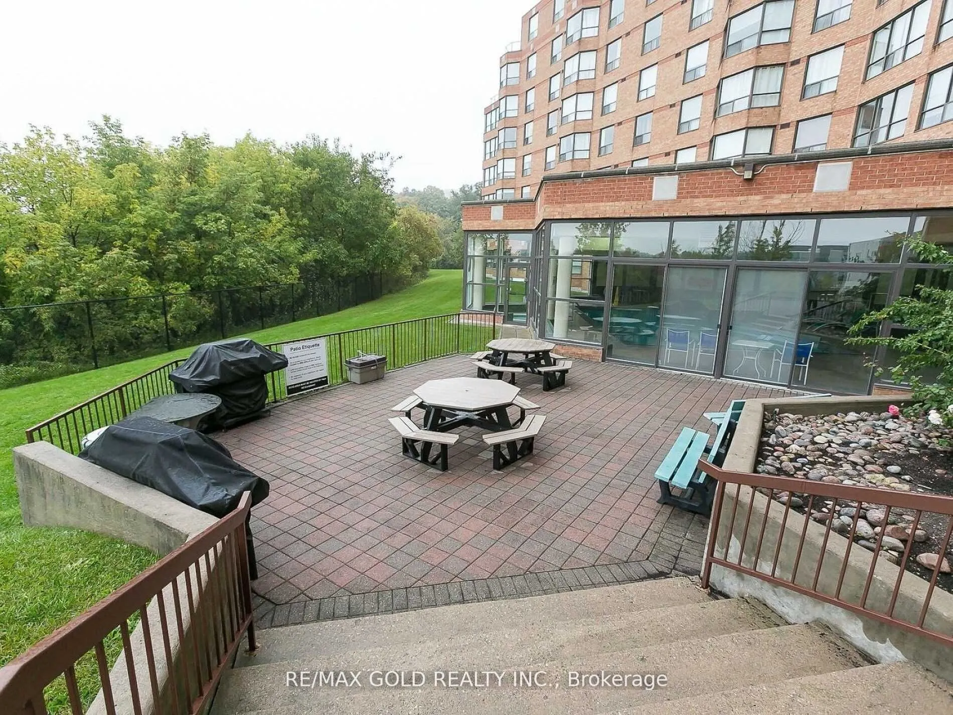 6 Humberline Drive N, #207