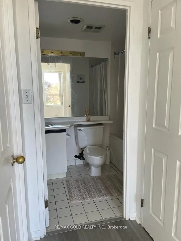 6 Humberline Drive N, #207