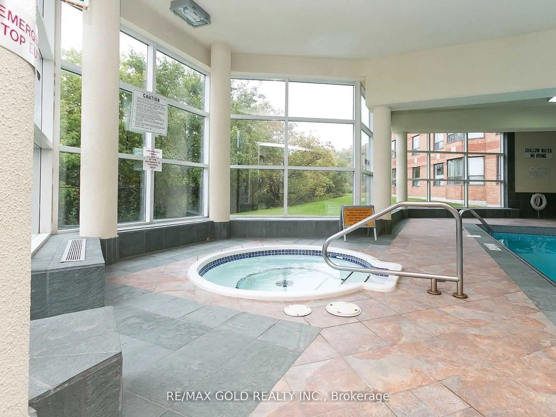 6 Humberline Drive N, #207