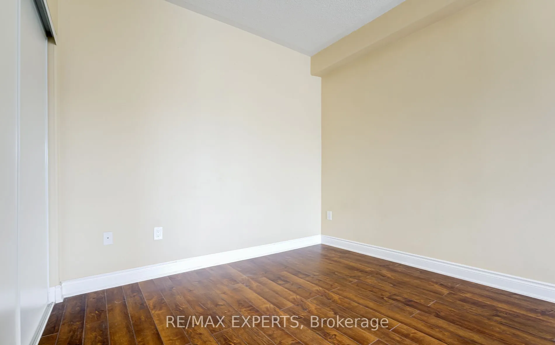 760 Lawrence Ave West, #3