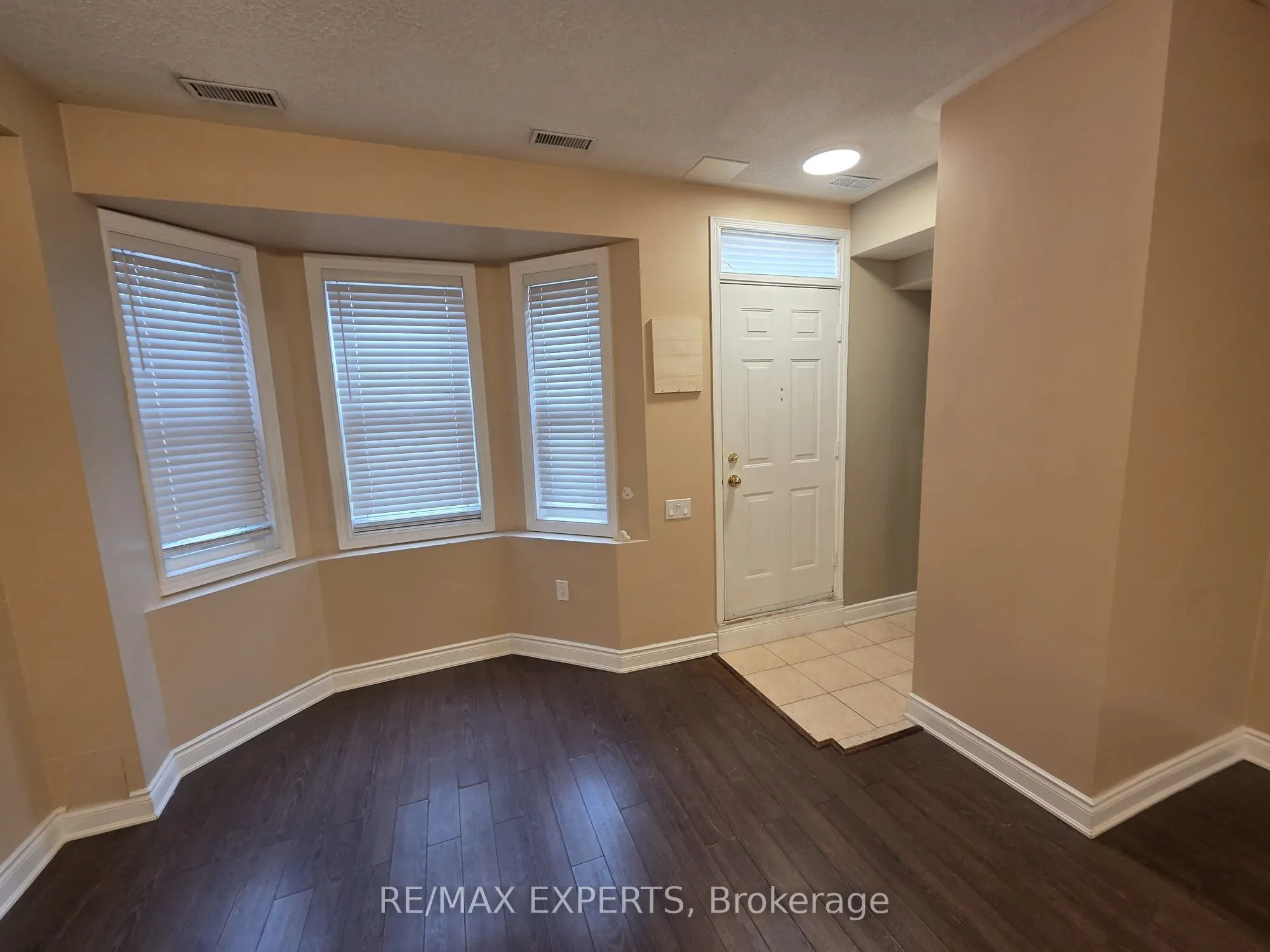 760 Lawrence Ave West, #3