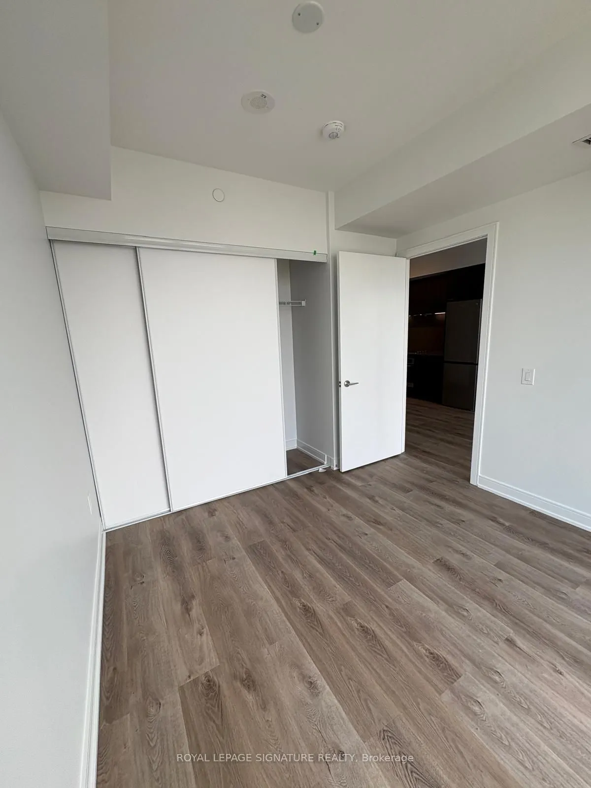 3009 Novar Road, #1211