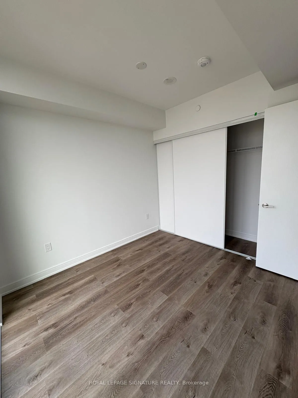 3009 Novar Road, #1211