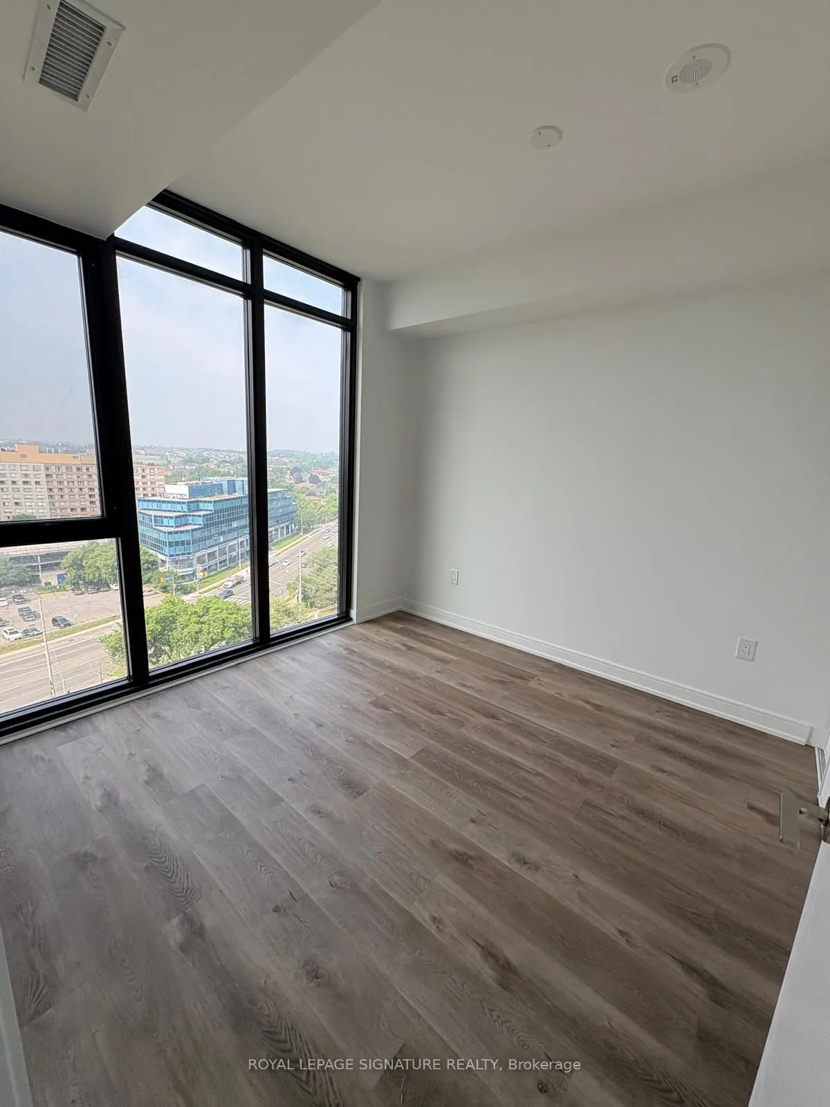 3009 Novar Road, #1211