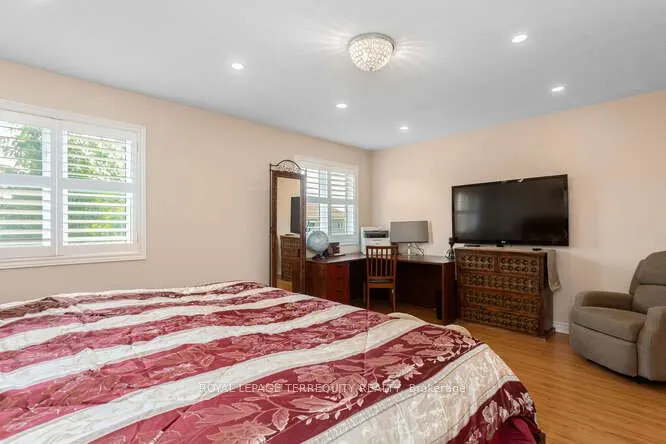7148 Village Walk