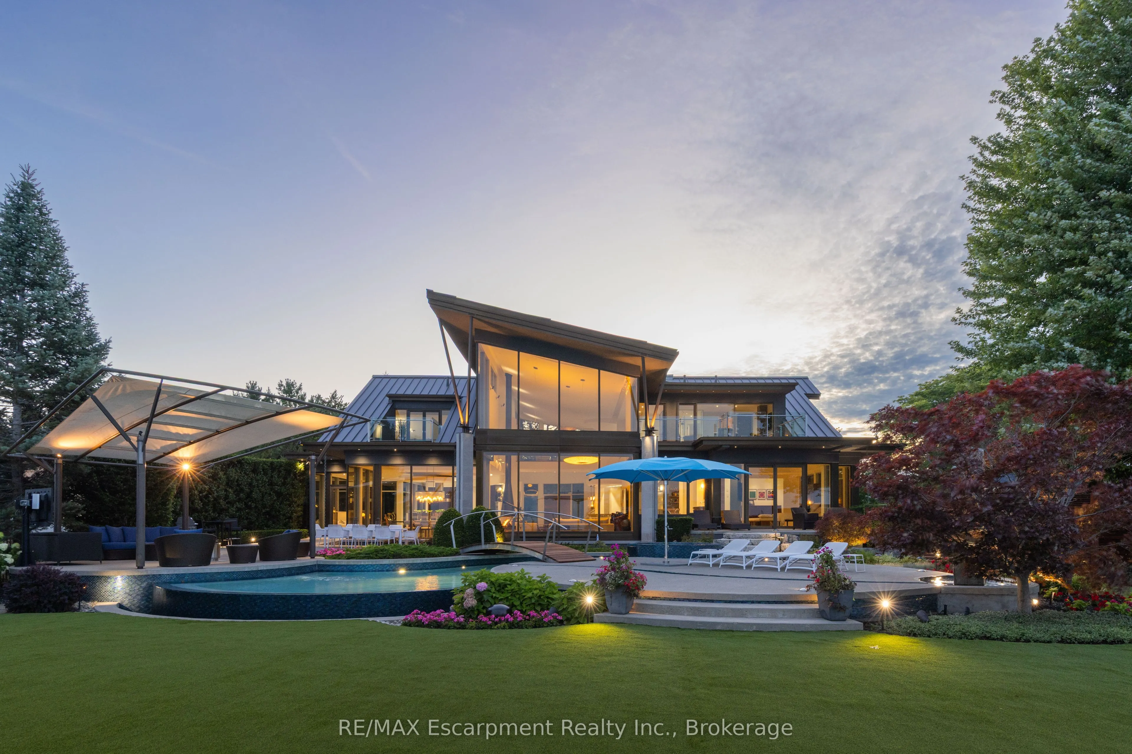 1540 WATERSEDGE Road