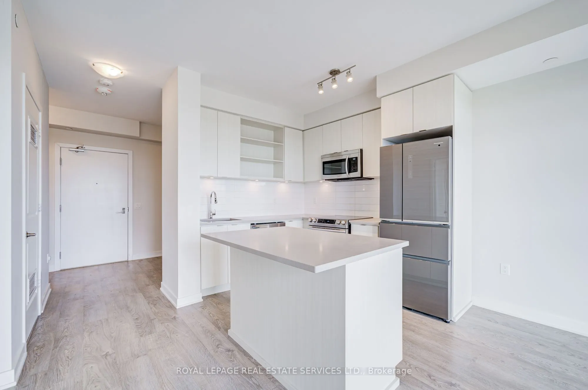 4699 Glen Erin Drive, #503