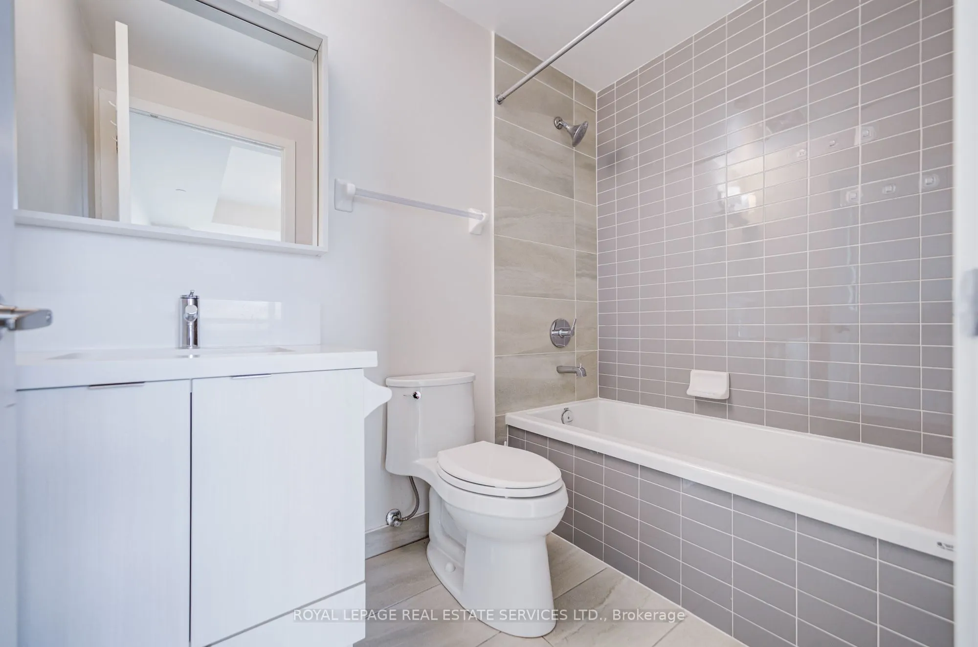 4699 Glen Erin Drive, #503