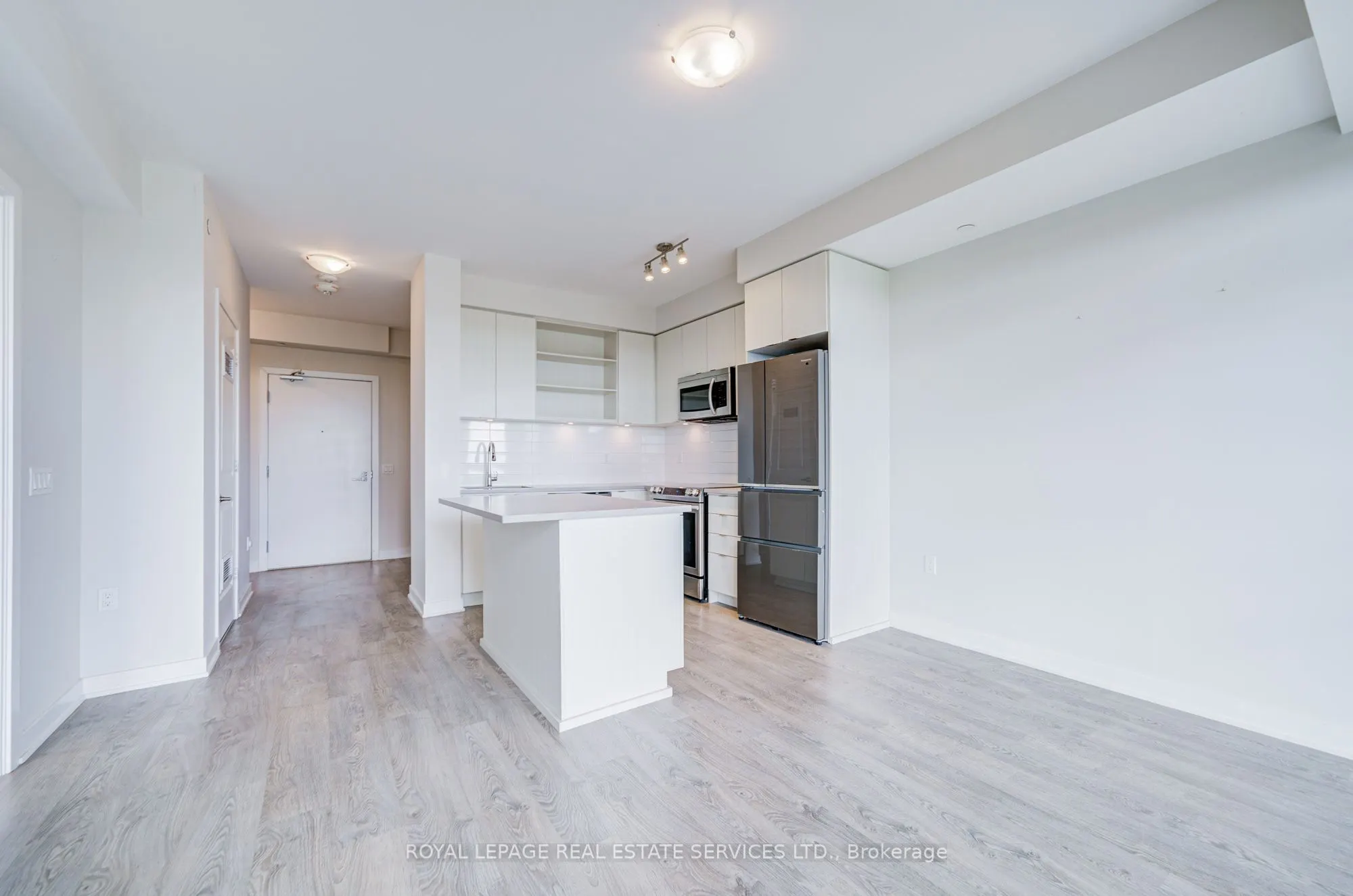 4699 Glen Erin Drive, #503