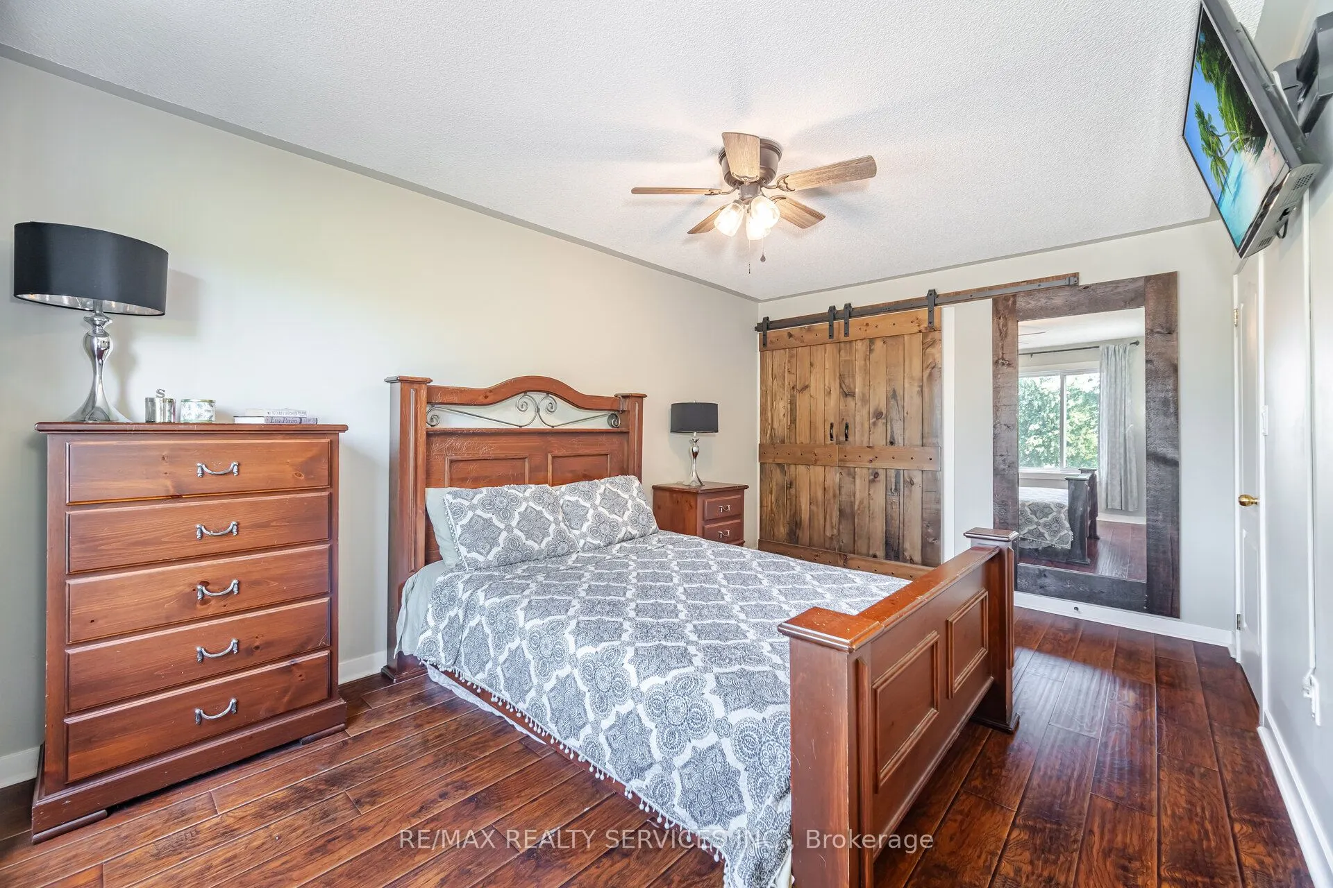 10 Deer Creek Drive