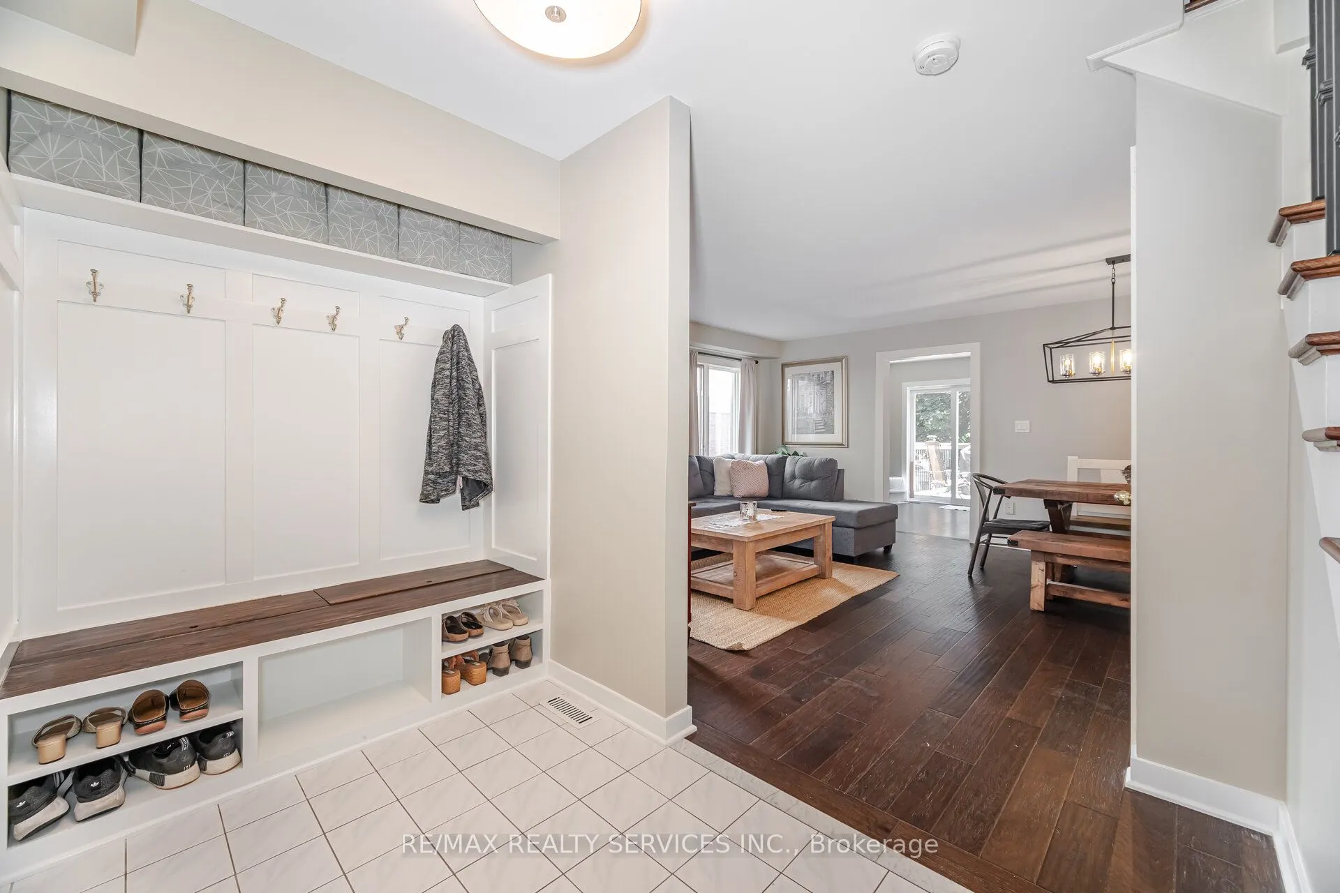 10 Deer Creek Drive