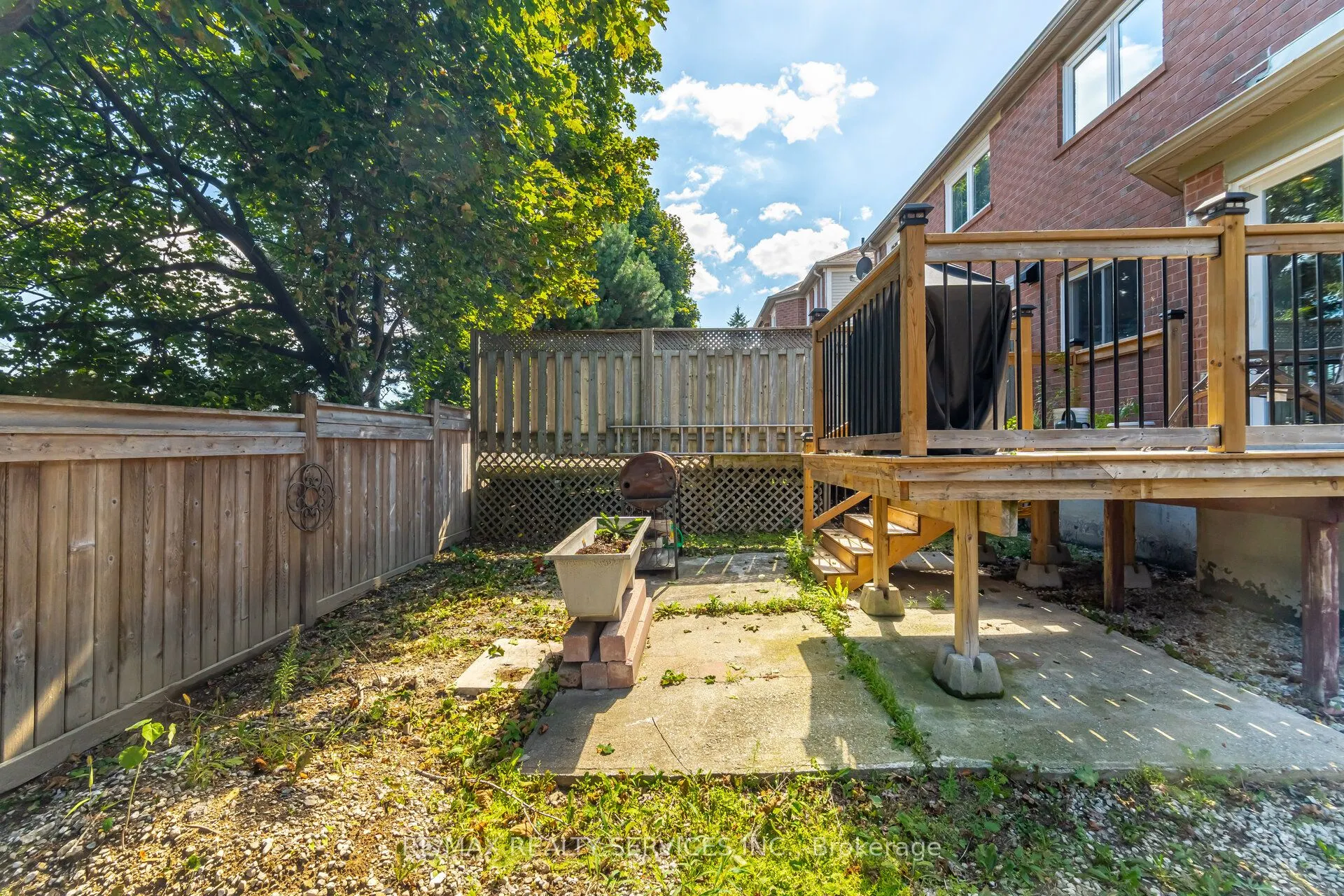 10 Deer Creek Drive