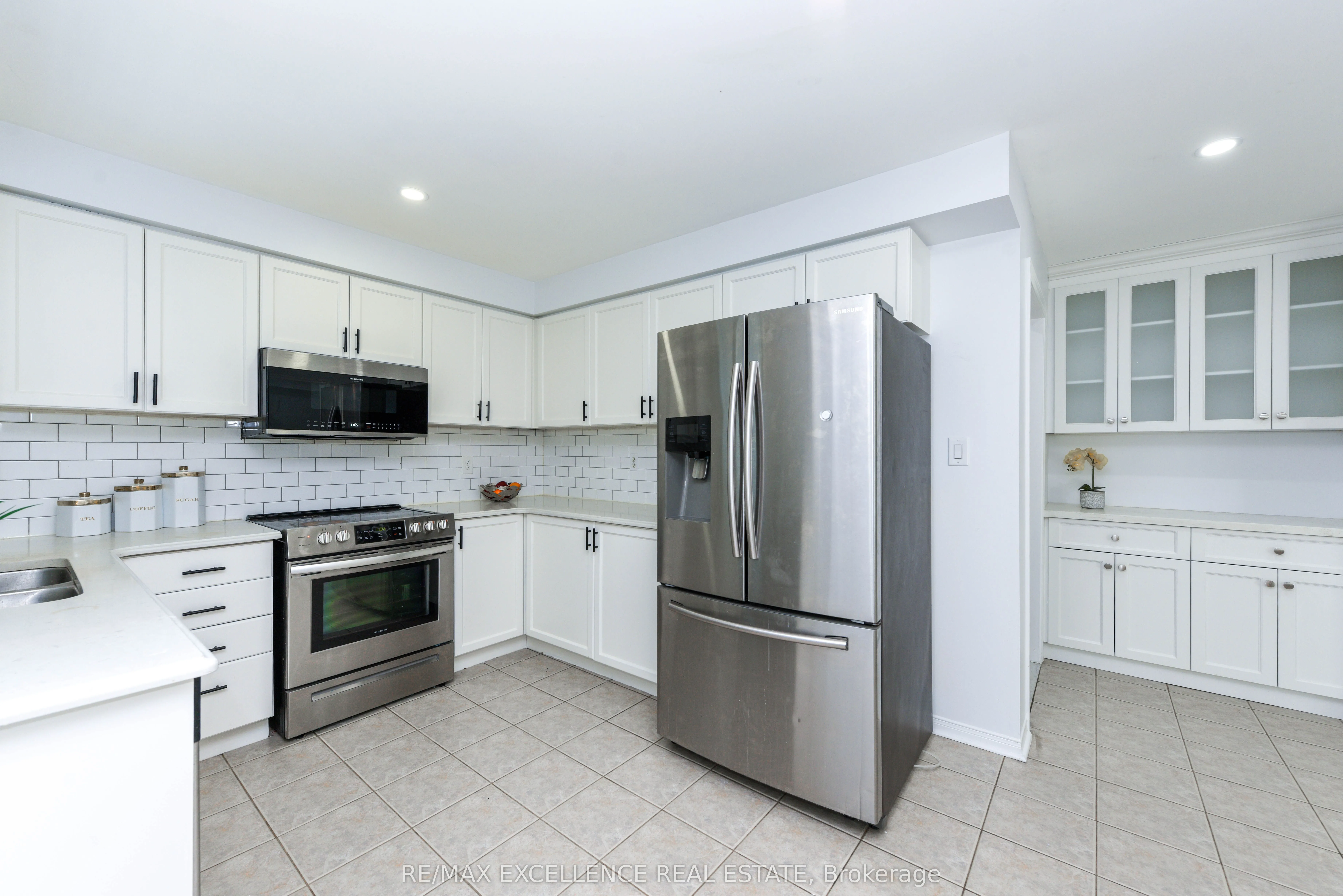 1166 Woodward Avenue